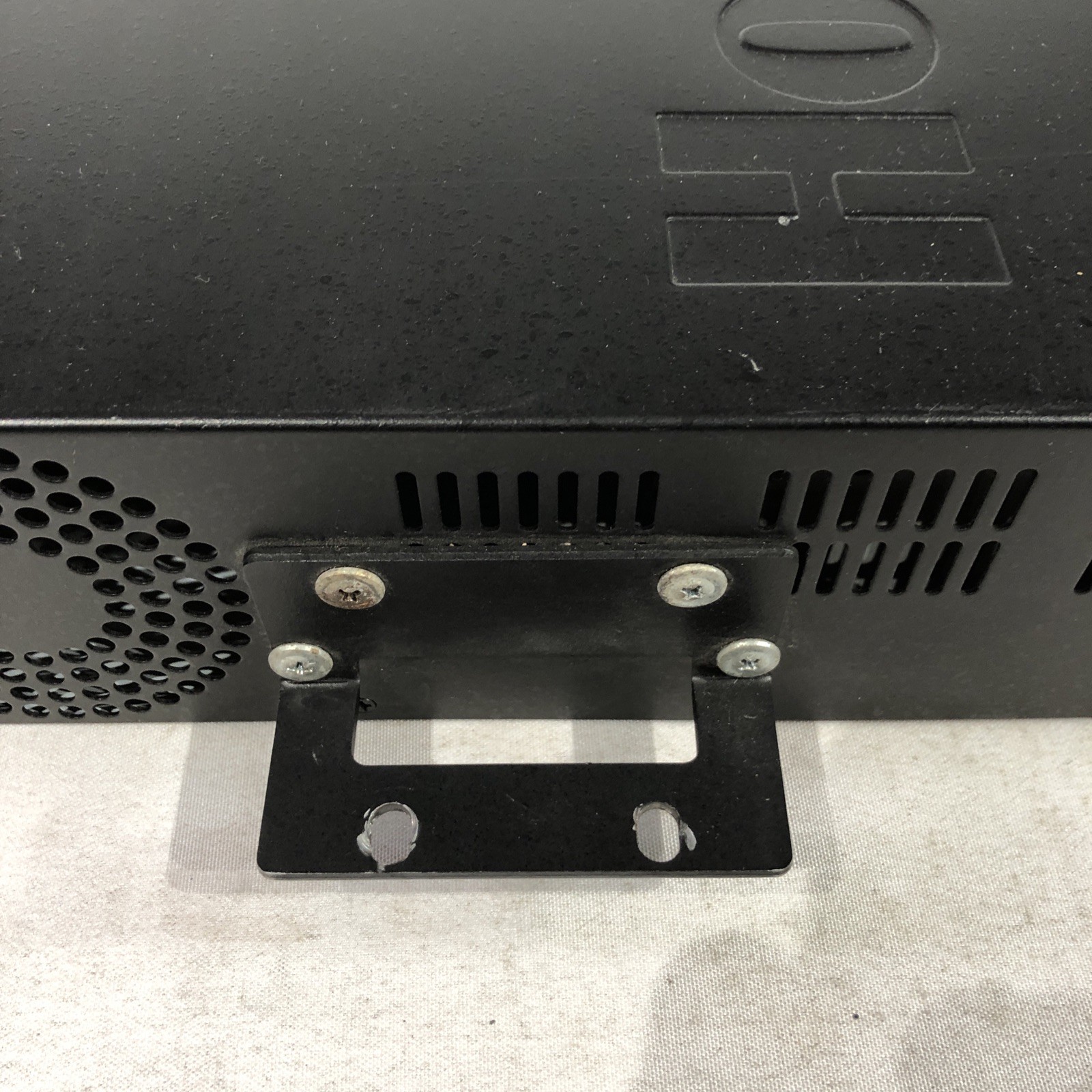 Honeywell HRXDS16D1T 16 Channel Network Digital Video Recorder DVR- Untested