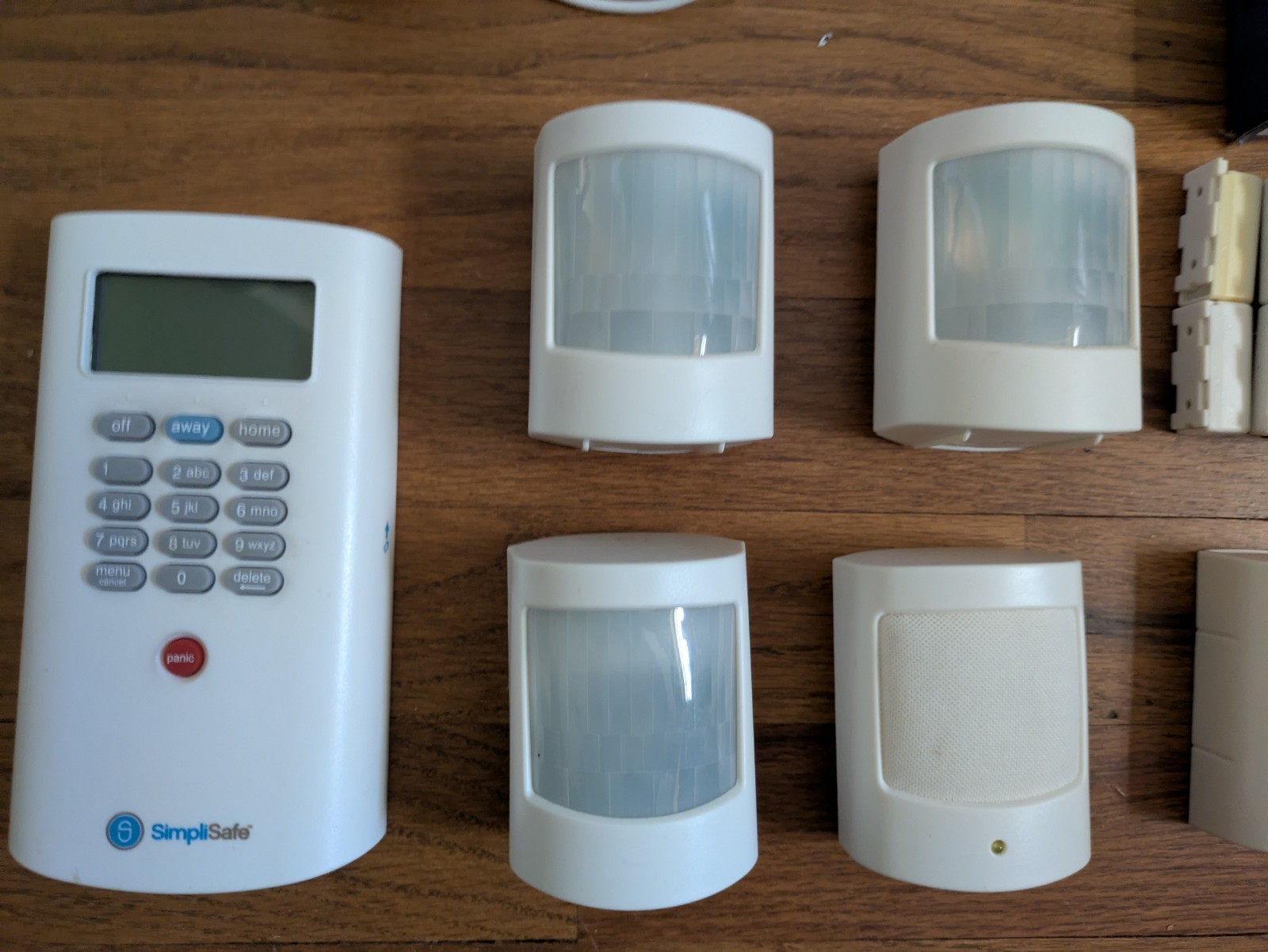 SimpliSafe 1st Generation Original Security System Mixed Lot