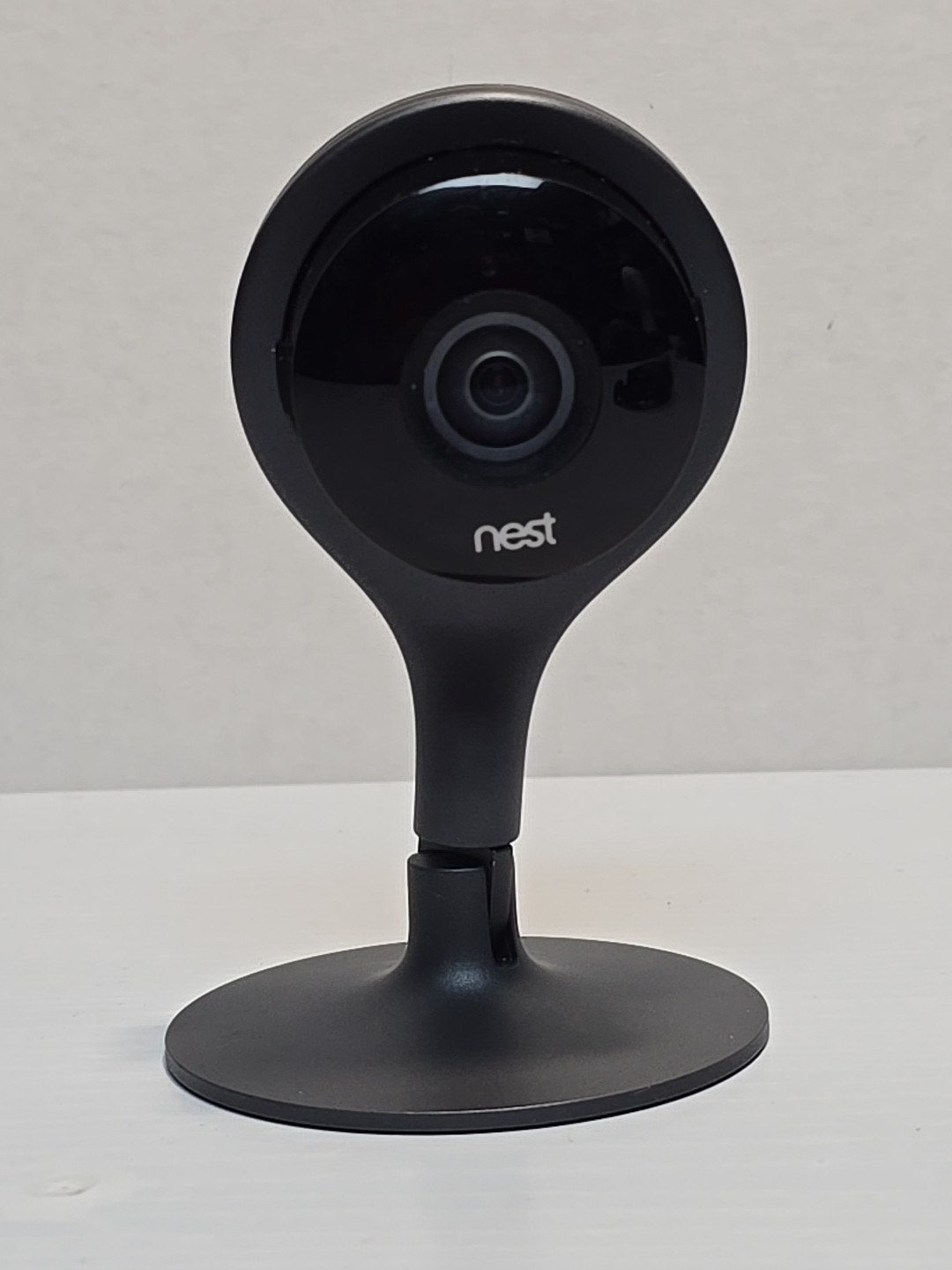 Google Nest Cam Indoor Security Camera A0005 (1st Gen) Black USB Pre-owned READ
