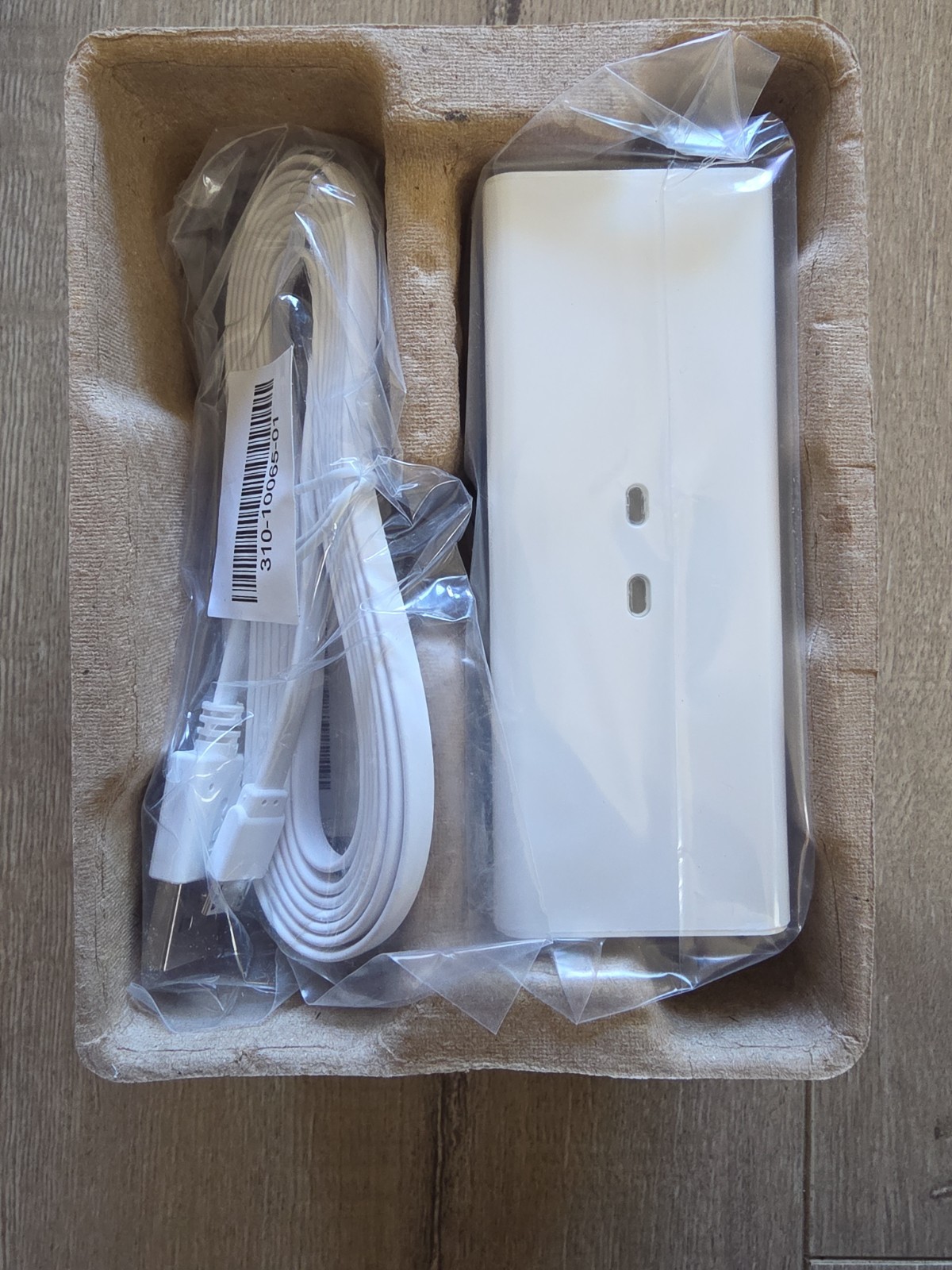 Arlo Go Charging Station by Netgear VMA4400C