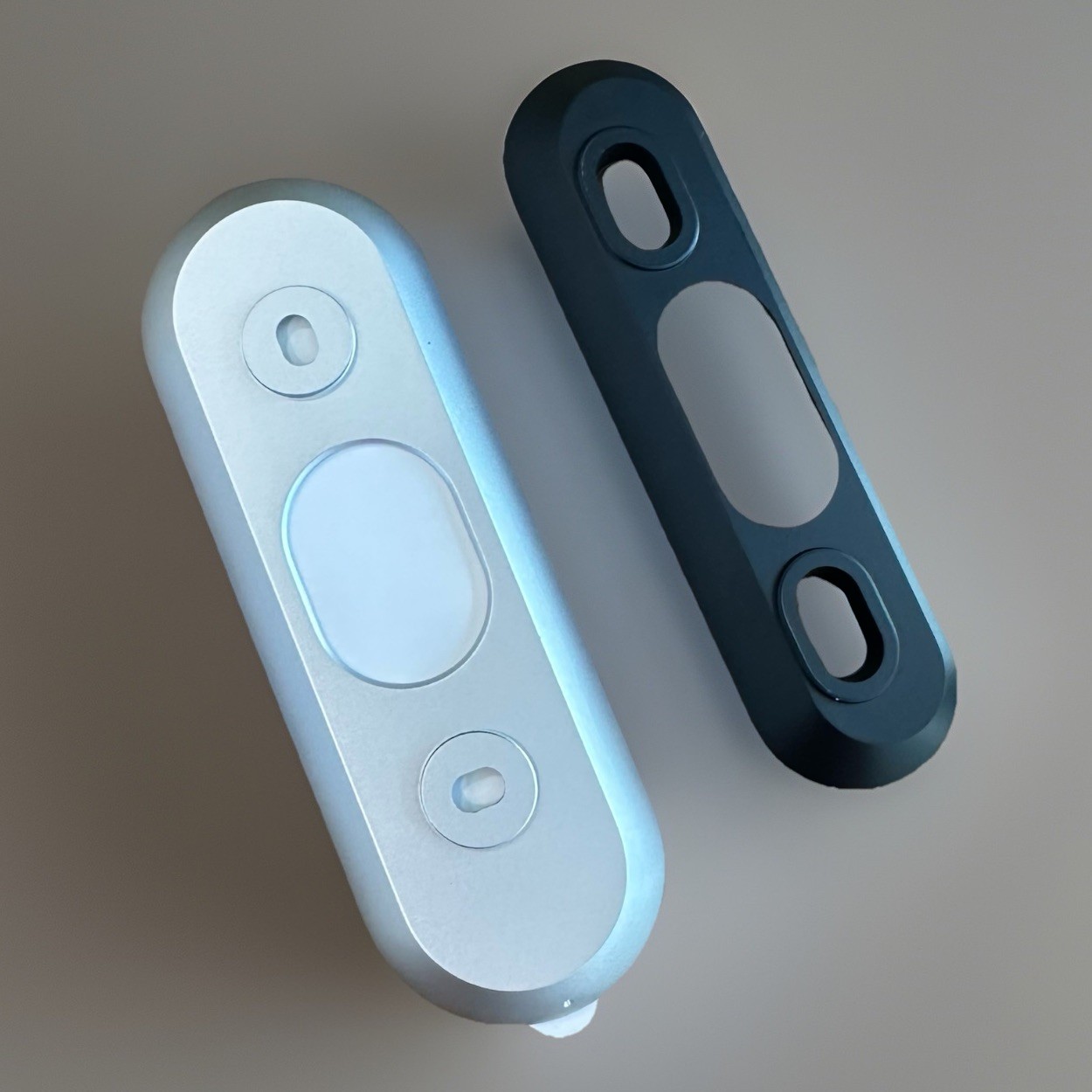 Google Nest Hello Angled Mounting Bracket & Wedge – First Gen Nest Doorbell -NEW