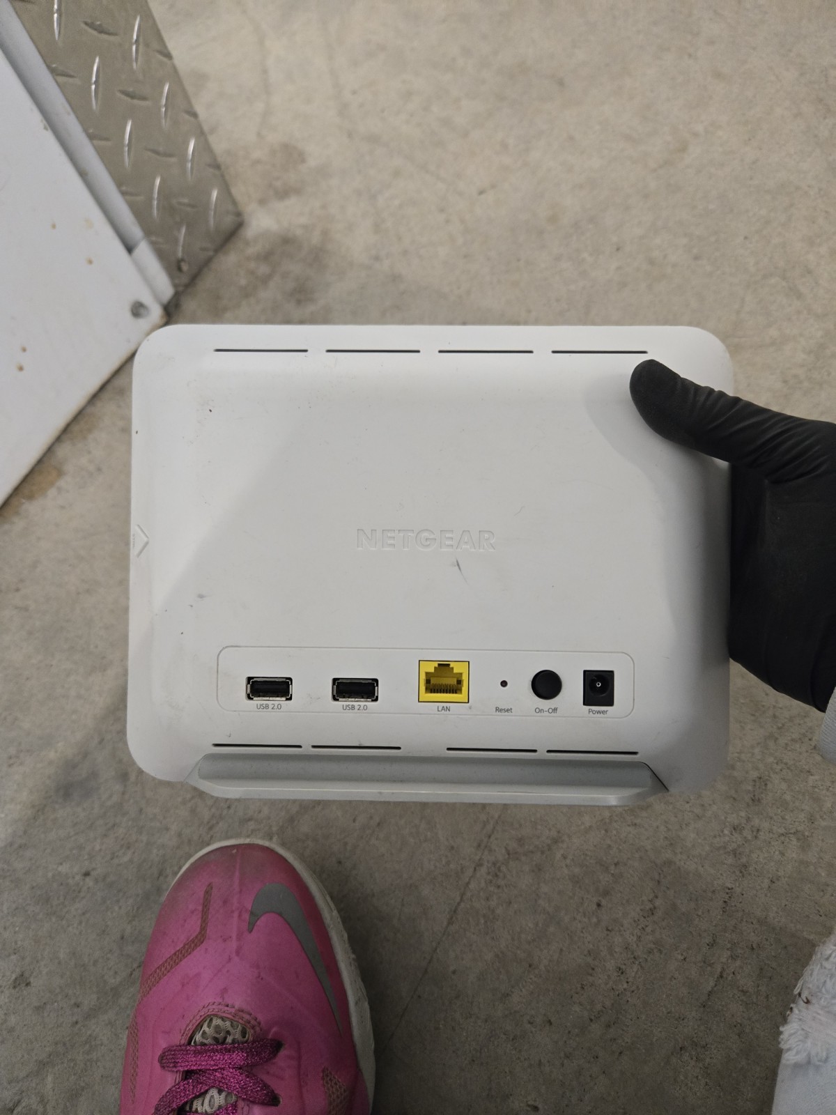 Netgear Arlo Base Station VMB3000 Wireless Router -No Power cord