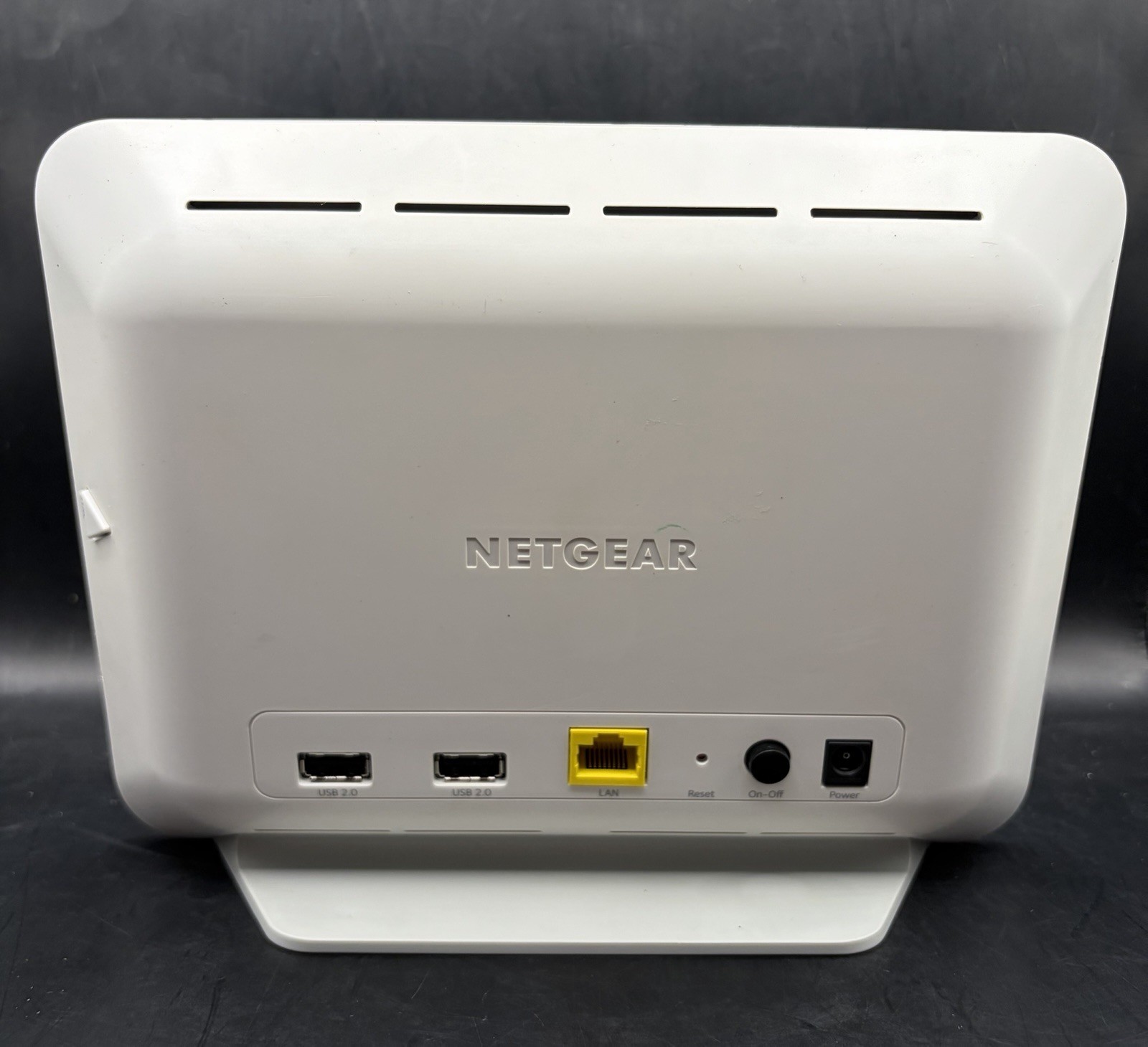 NETGEAR VMB3000 Arlo Base Station with Power Adapter