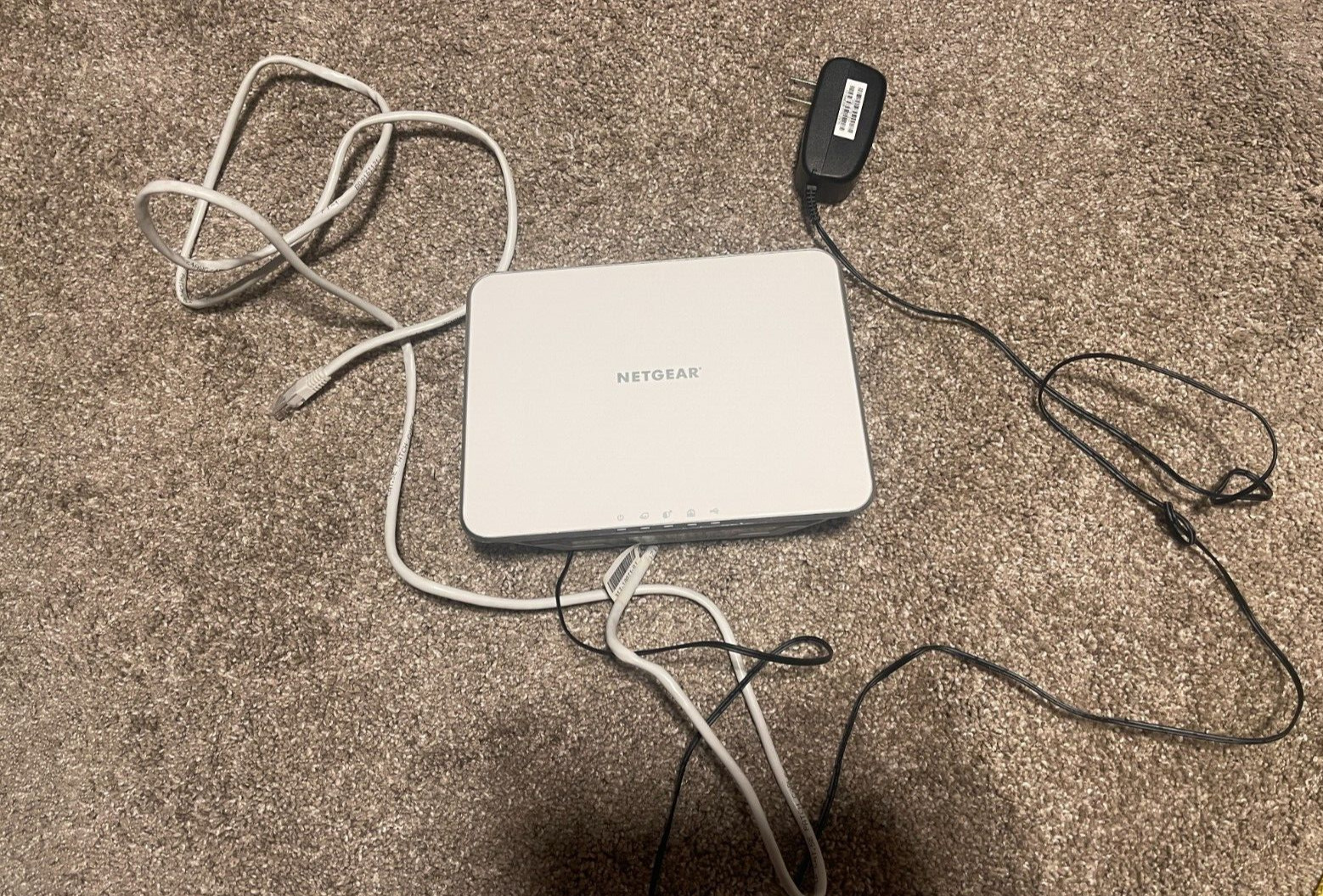 Netgear Arlo Base Station VMB3000 W/ Power Adapter