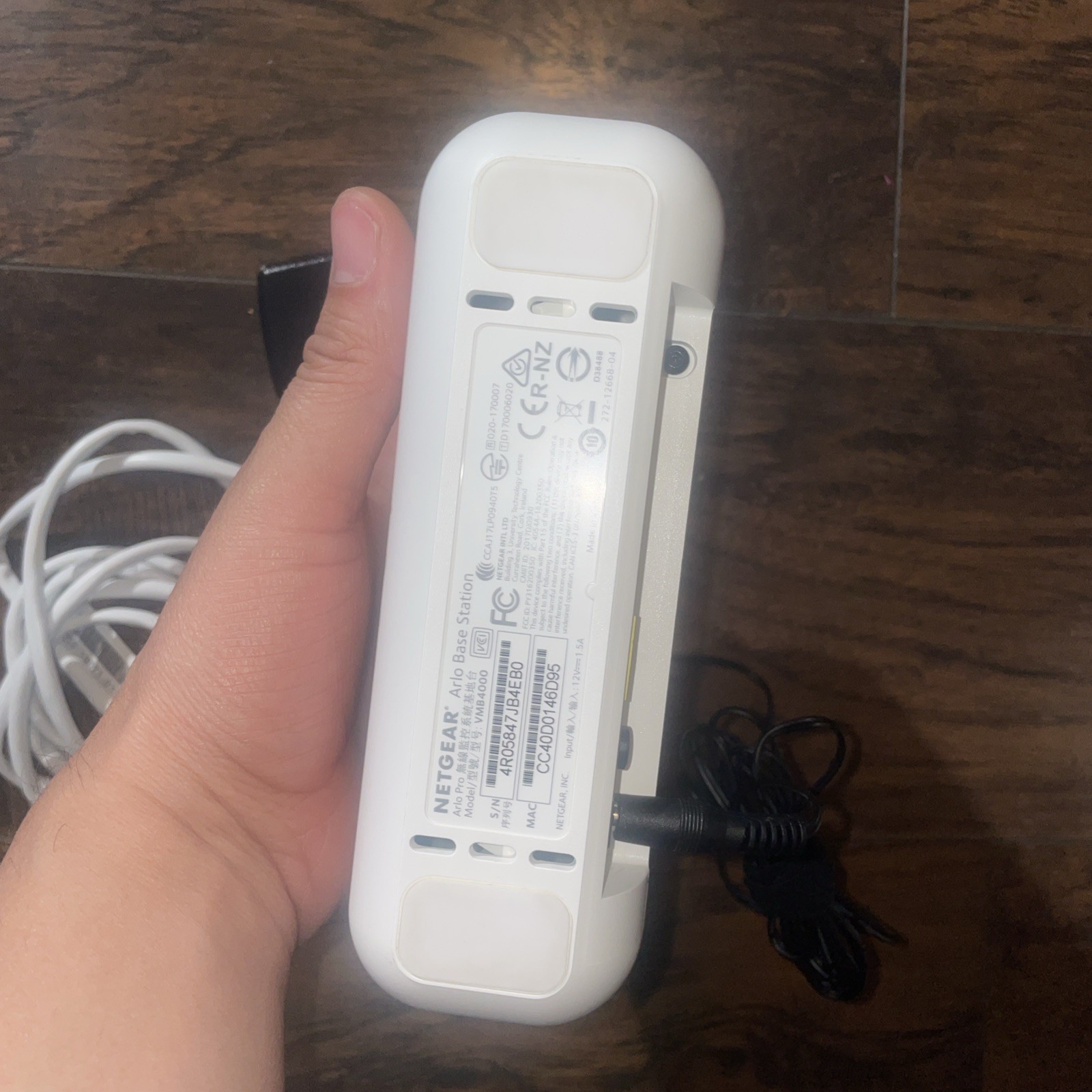 EUC Netgear Arlo Pro Base Station VMB4000 W/ Power Supply And Ethernet Cable