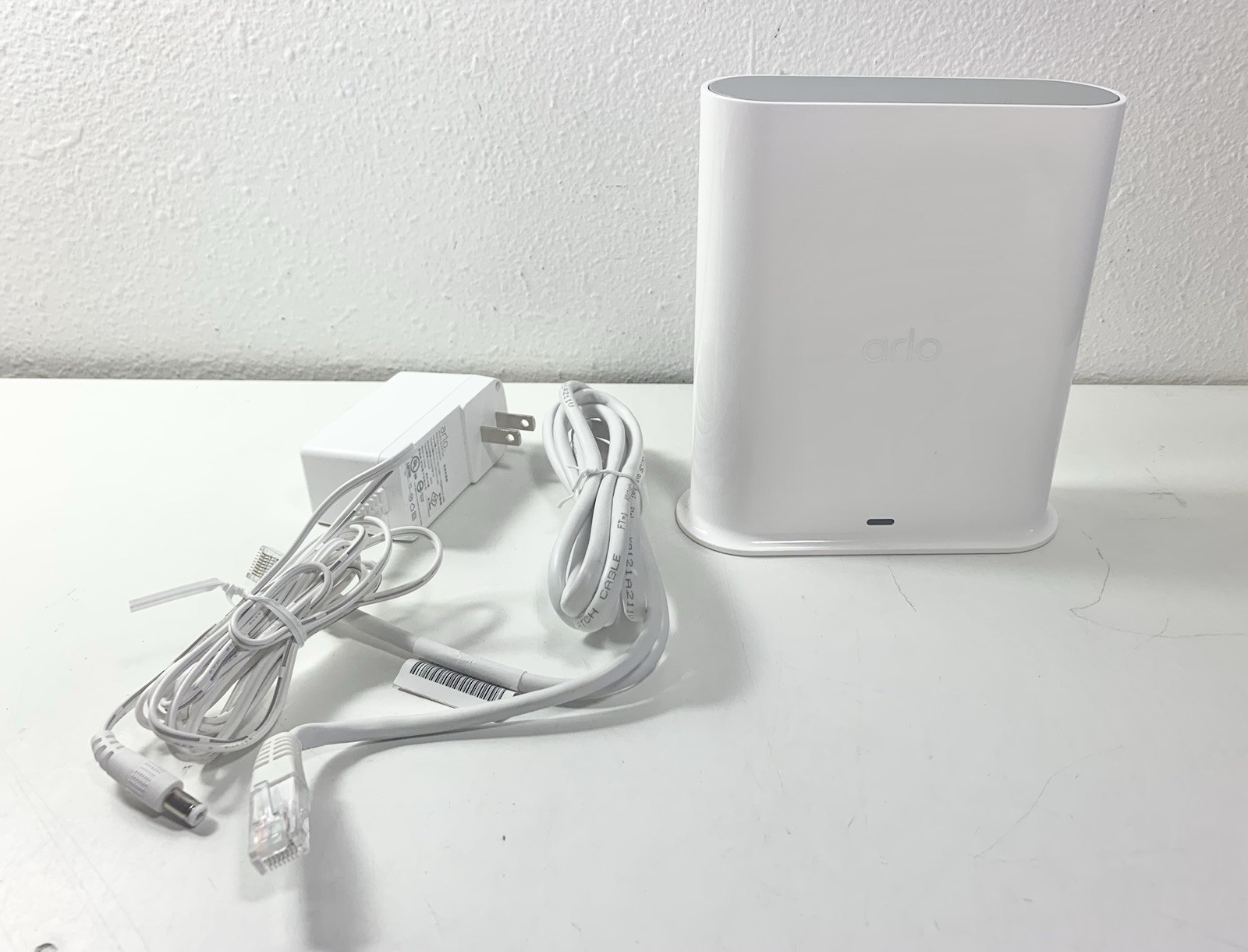 Arlo VMB4540 Smart Hub Base Station w/ Power Cord