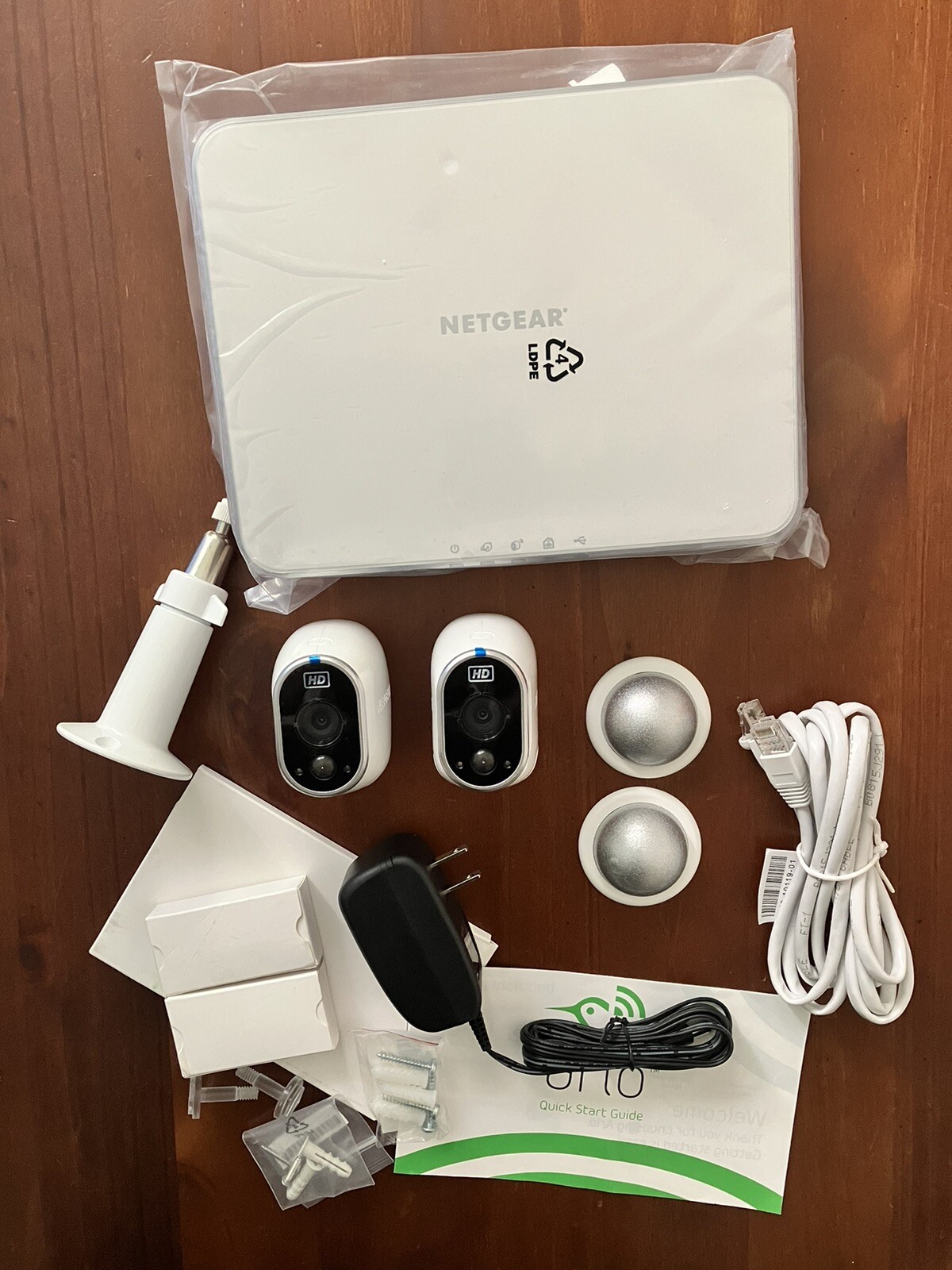 Netgear Arlo 2 HD Camera Security System Base Mount Batteries Open Box New