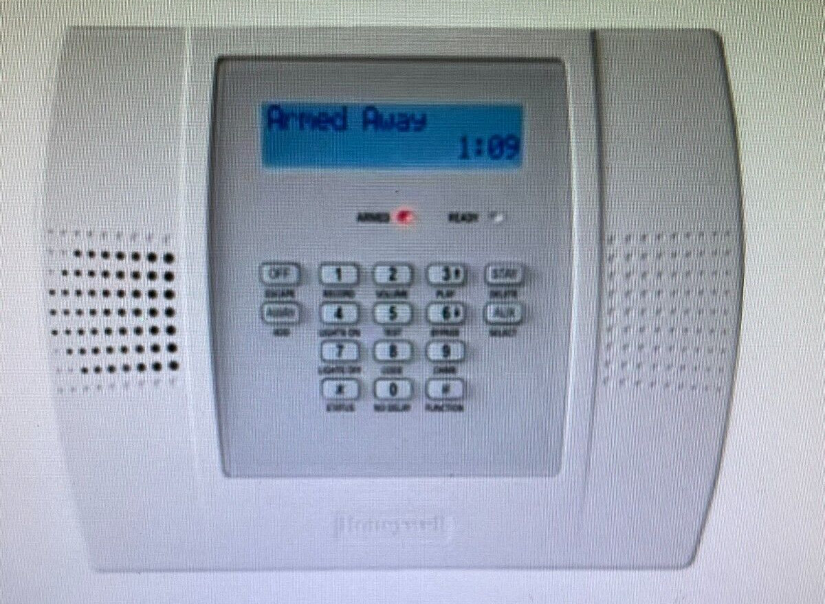Honeywell L3000 LYNX Plus L3000 Burglar Alarm Control Panel