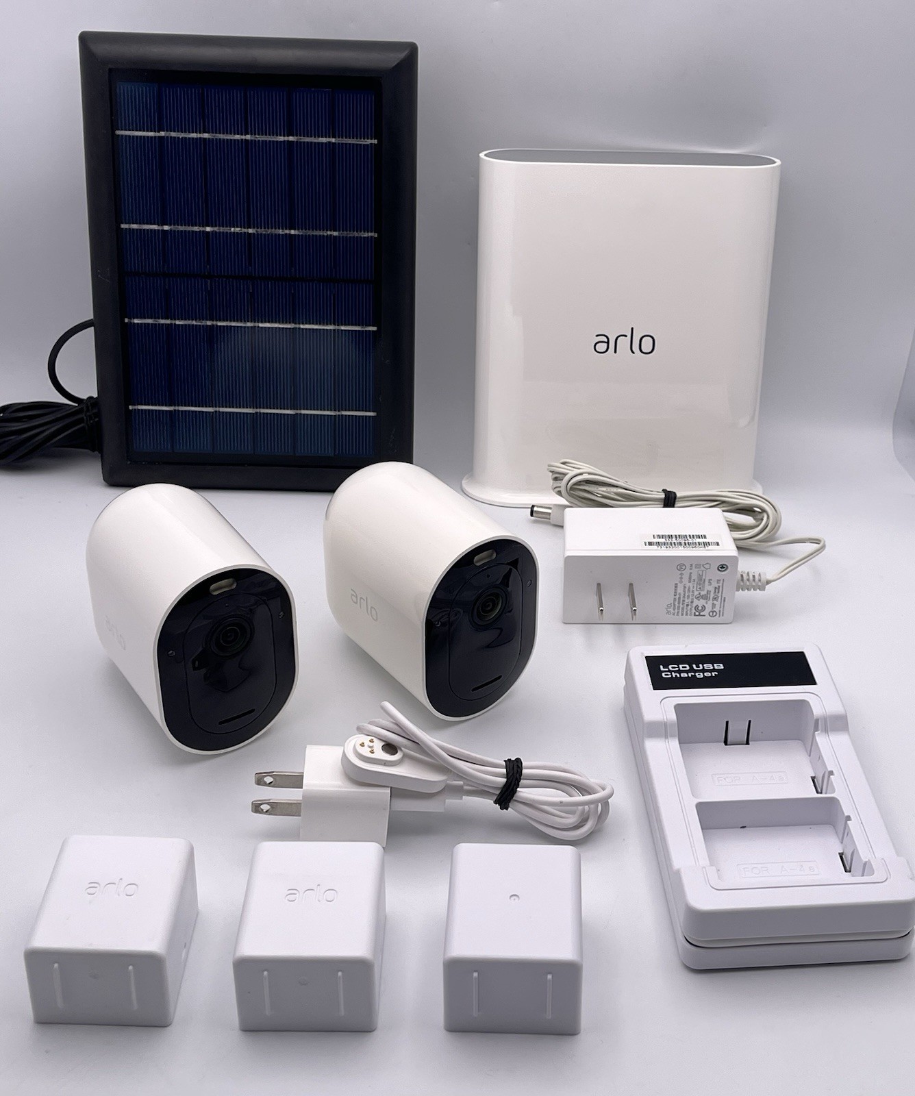 Arlo Pro 3 System 2 VMC4040p Cameras, 3 Batteries, Chargers, Base Station EUC