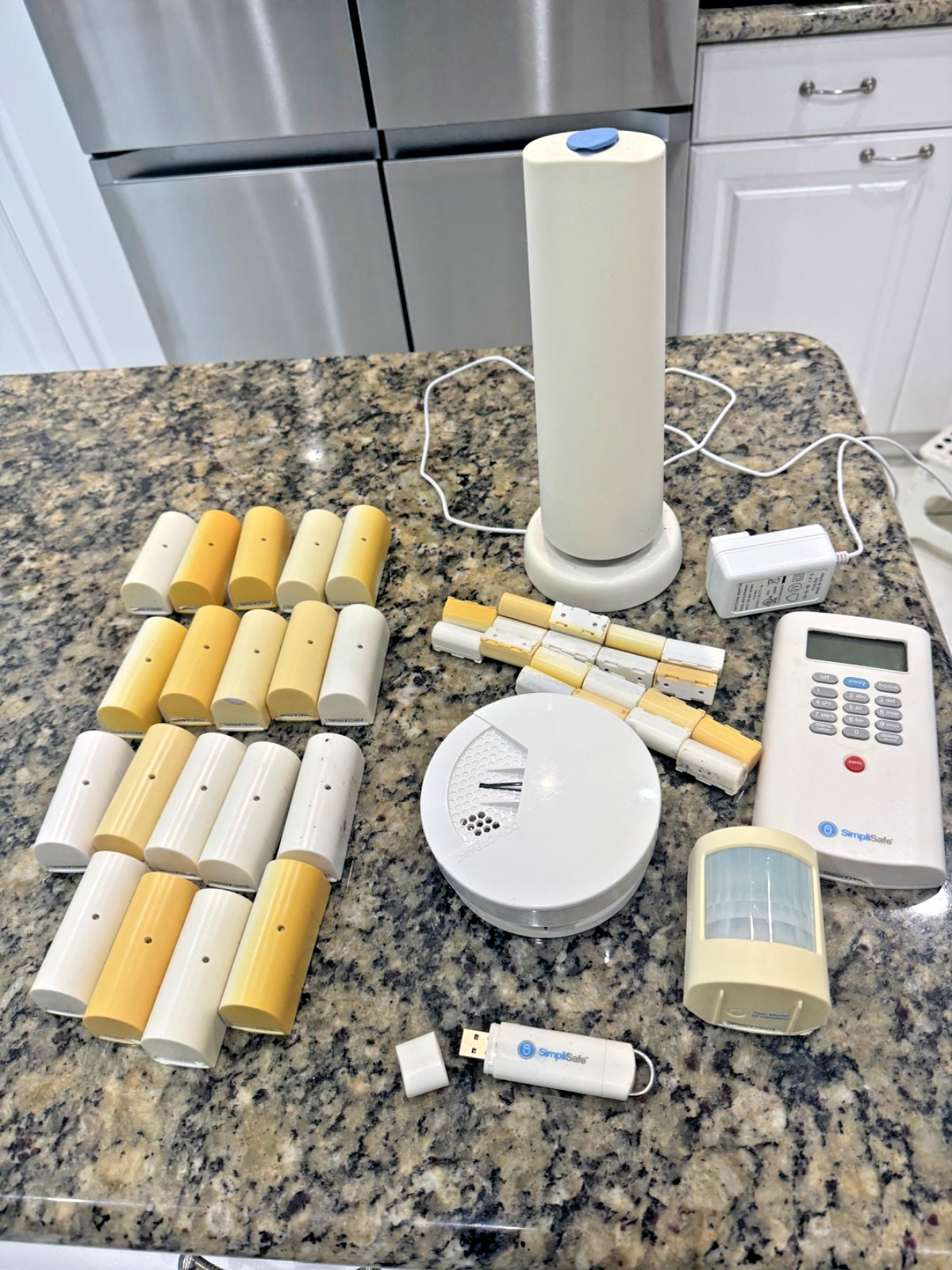 SimpliSafe Security System, 24 pieces, 1st Generation, Used Condition