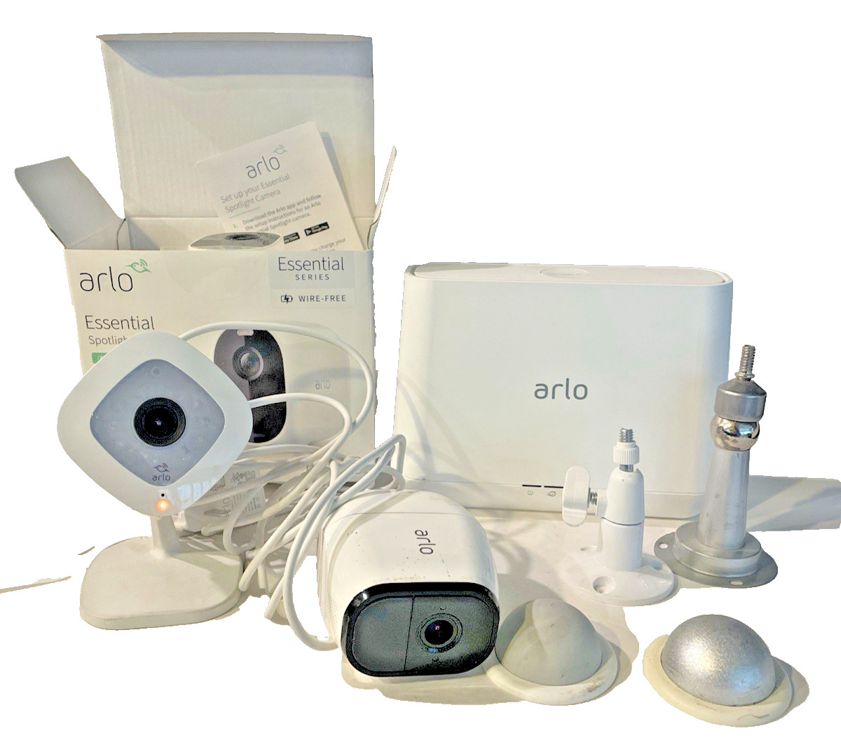 ARLO lot HUB and 3 Arlo Cameras Spotlight Cameras PARTS ONLY NOT Tested READ SEE
