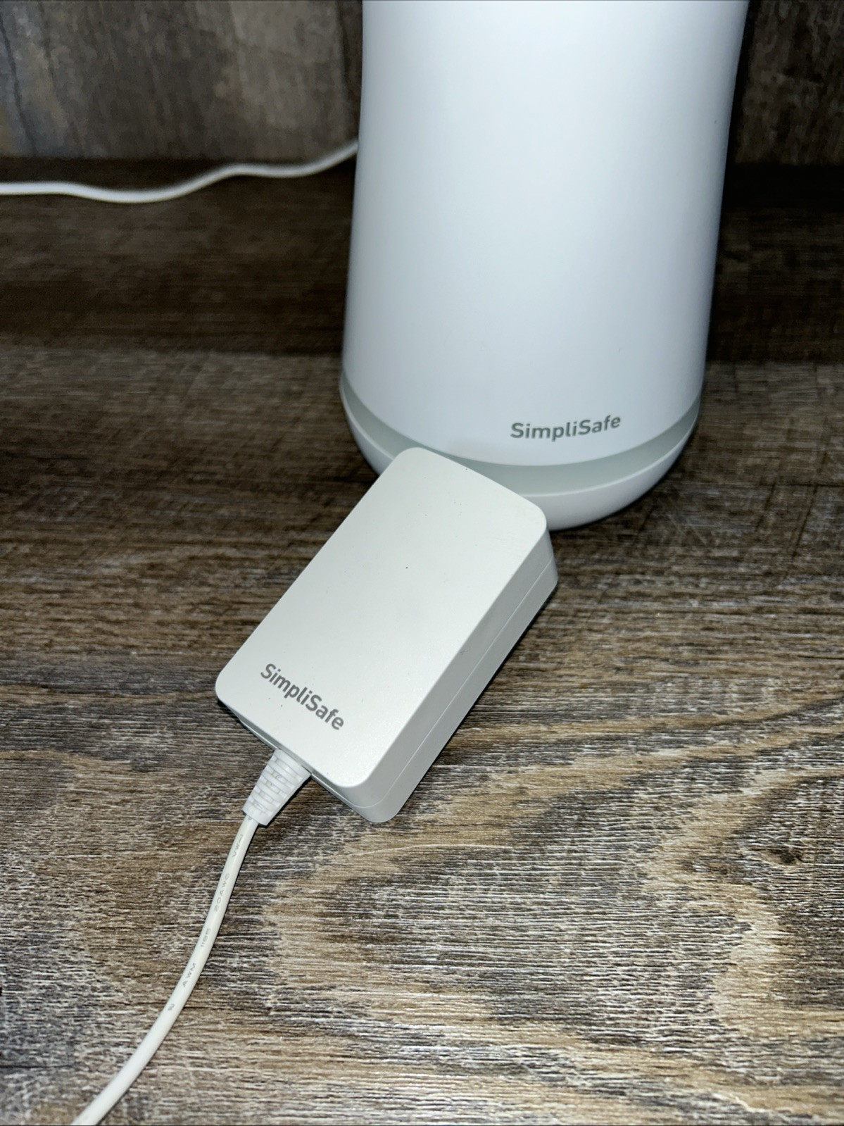 Simplisafe SSBS3 Home Security Base Station Only With Power Cord