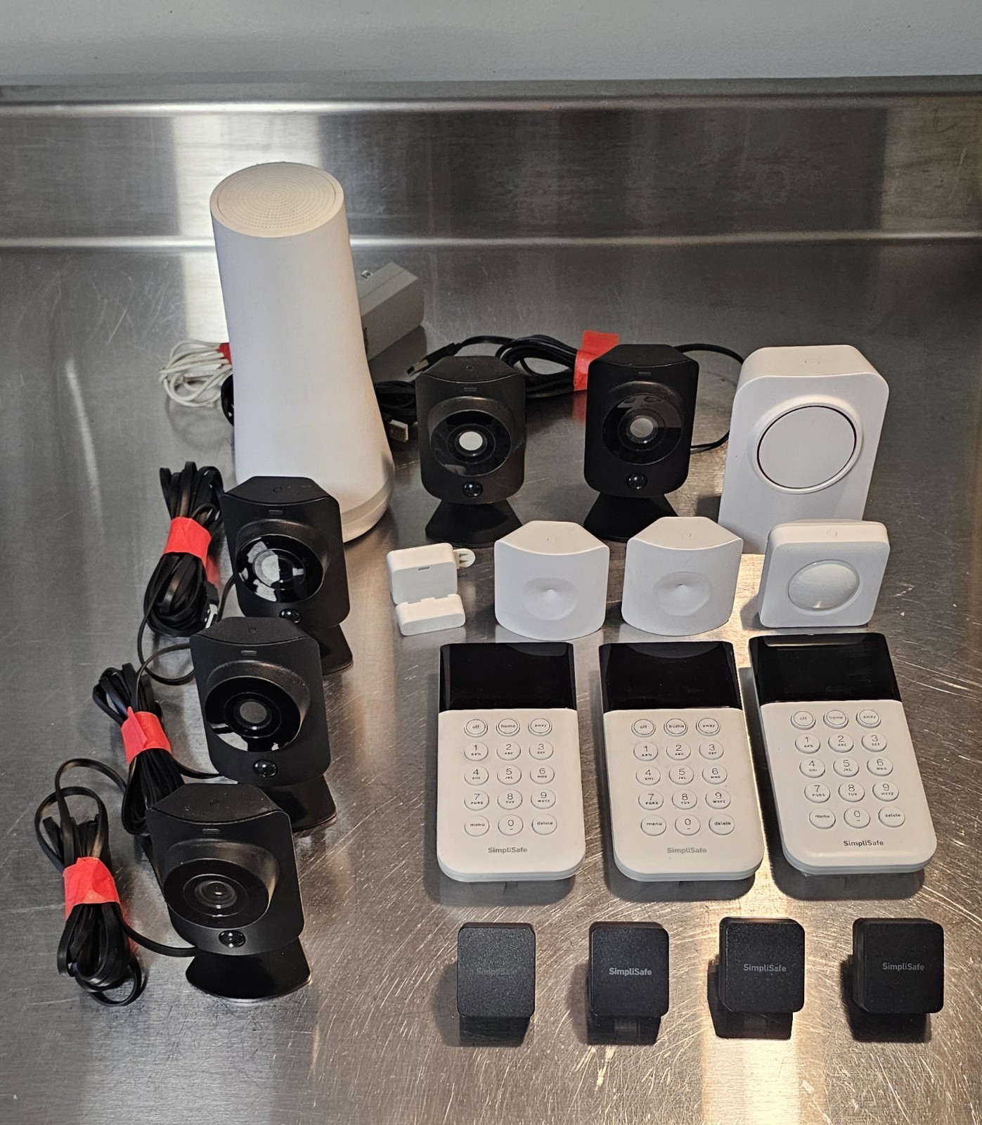 SimpliSafe Wireless Security Lot. Base Station, Keypads, Cameras And More