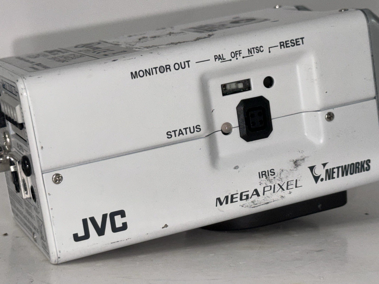“LOT OF 8” JVC NETWORKS IRIS MEGA PIXEL VN-X35U