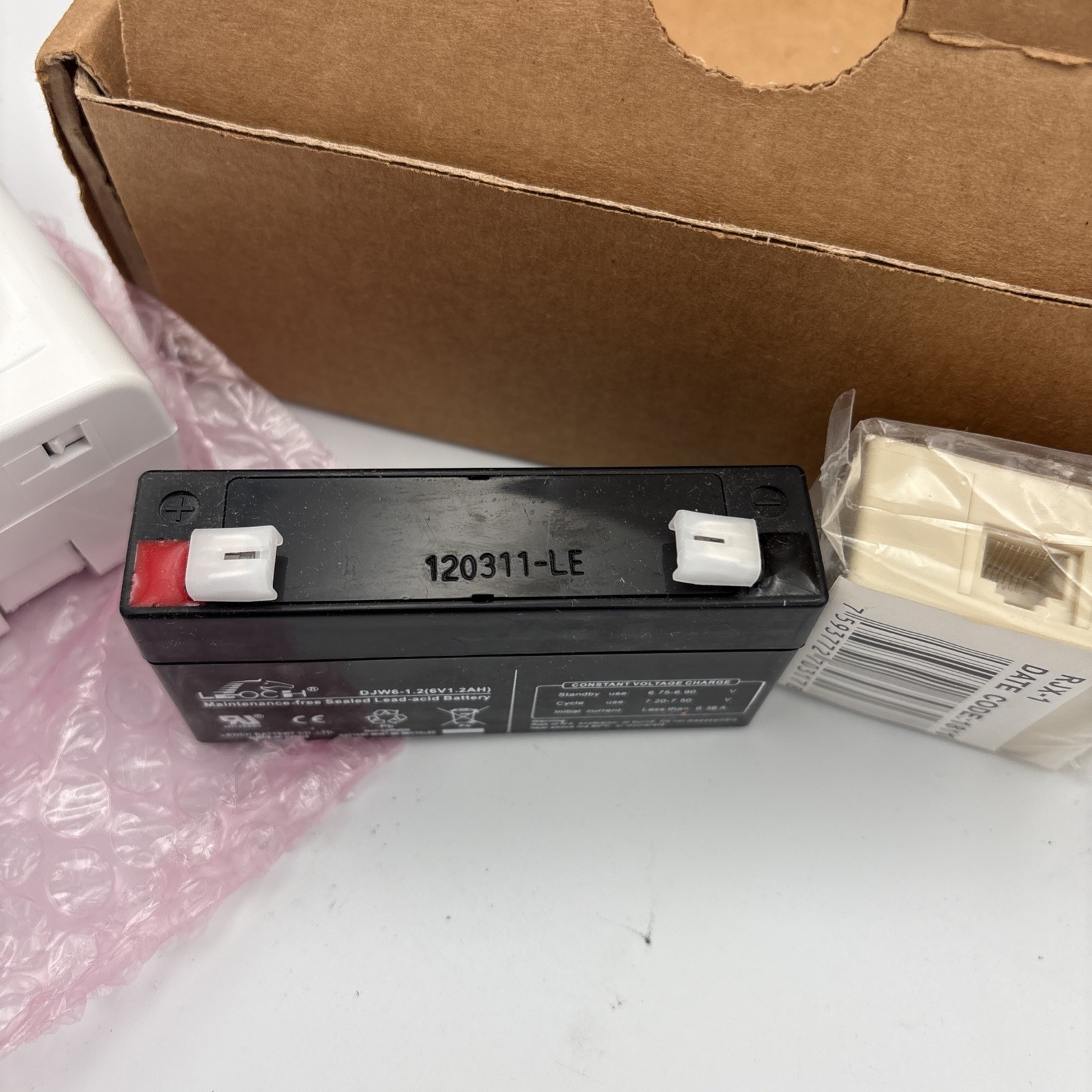 GE Simon Interlogix XT 600-1054-95R-SUM4 Home Security Unit With Battery