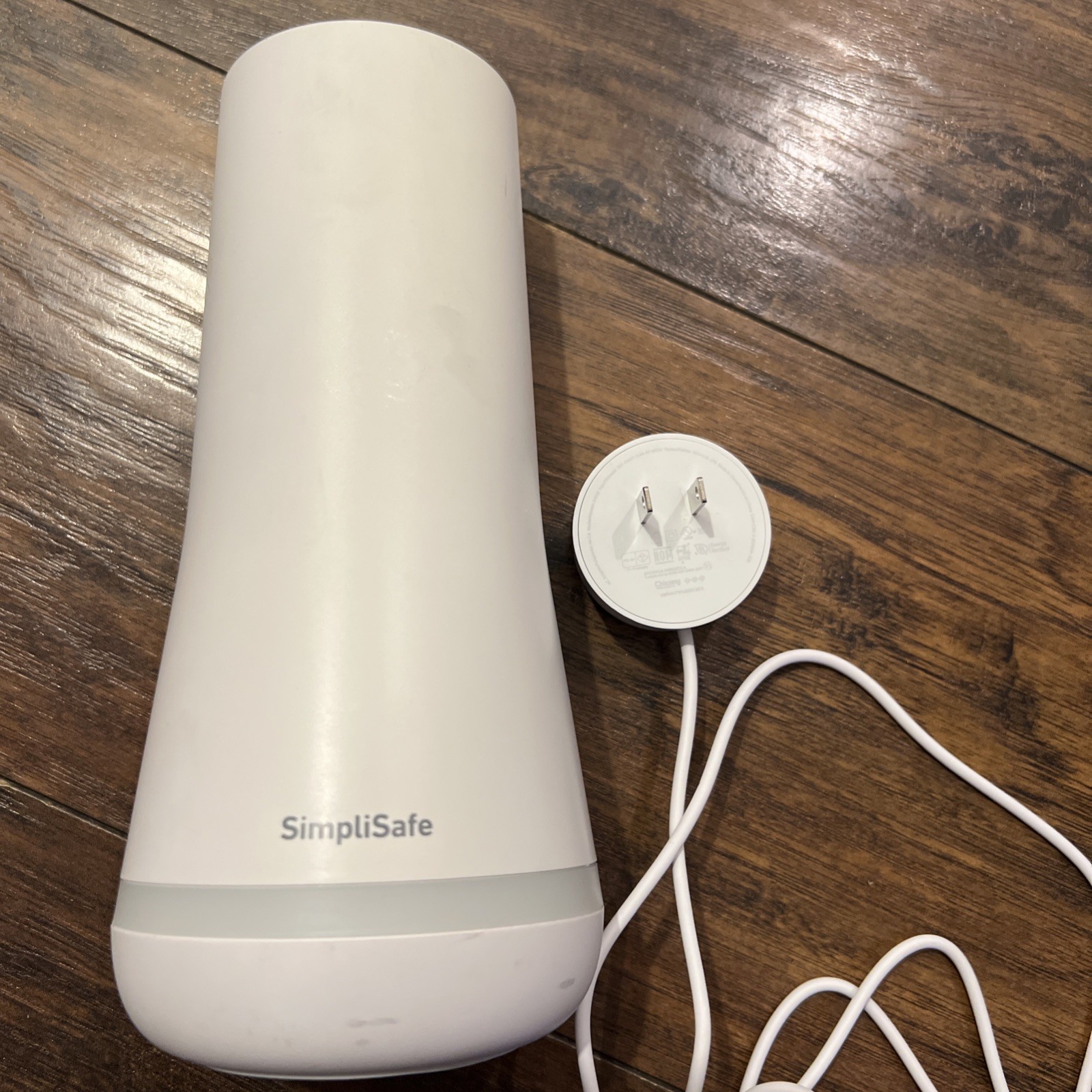 Simplisafe SSBS3 Home Security Base Station Only With Power Cord