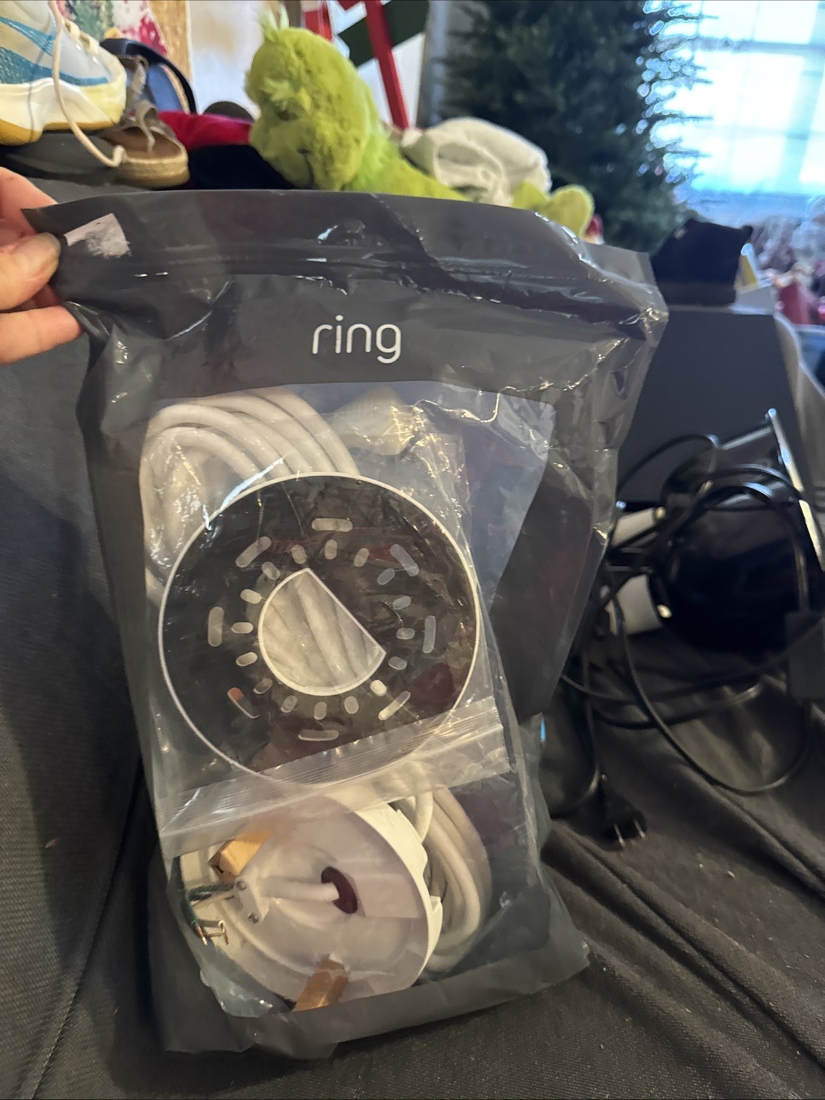 New Ring Plug-In Mount for Floodlight Cams – White US