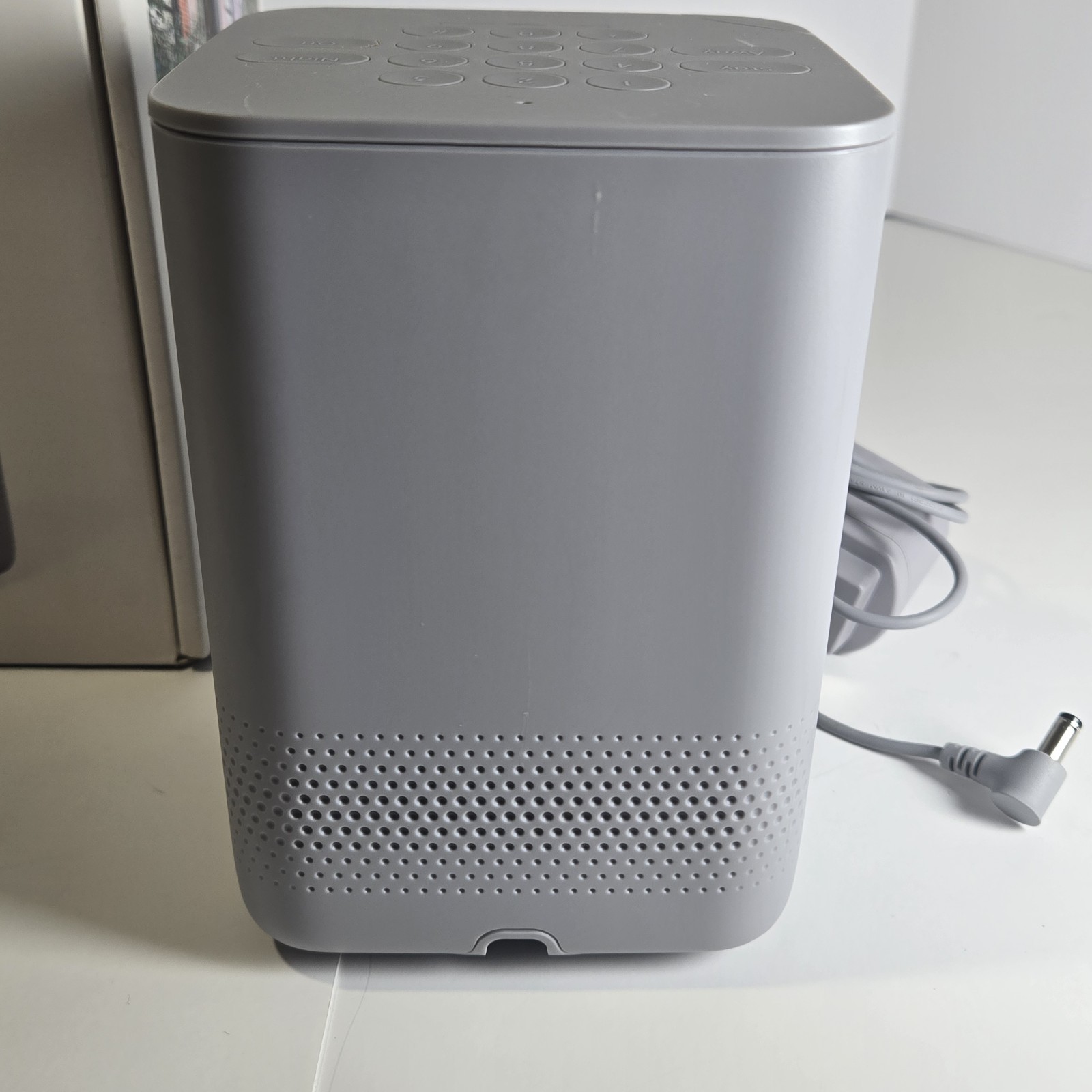 Blue by ADT Smart Home Hub Model S40LR1-01 White. No Instructions Used.