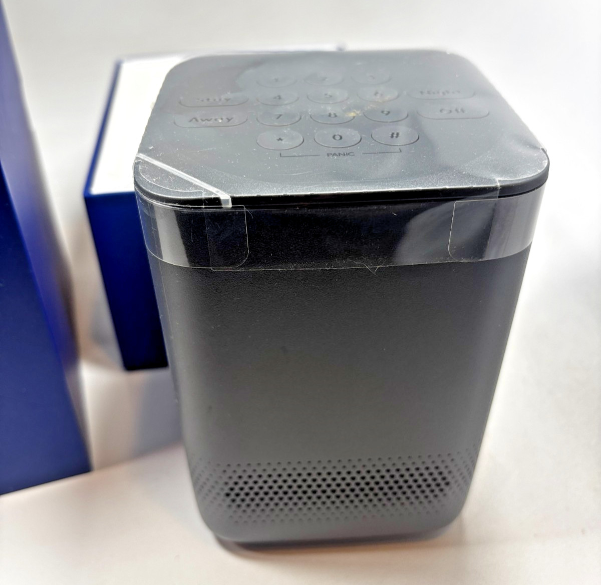 Blue by ADT Smart Home Hub Graphite S40LR0-01 New in Box