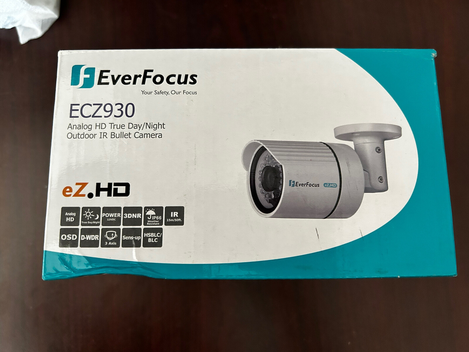 EverFocus – High Res. – Weather Resistant – IR Bullet Camera – ECZ 930. Analog