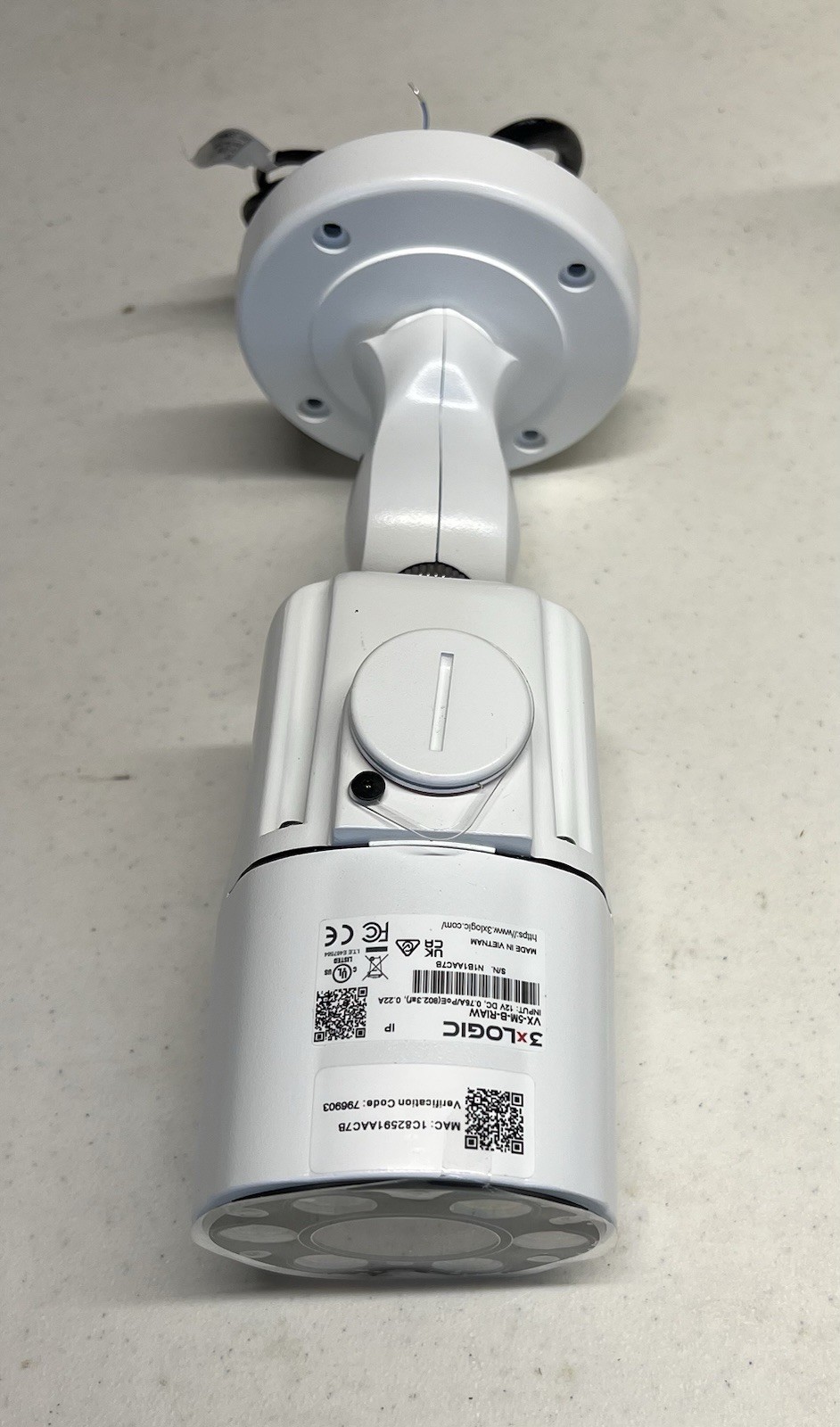 3xLOGIC VX-5M-B-RIAW Bullet IP Camera Hardwired Outdoor/Indoor White