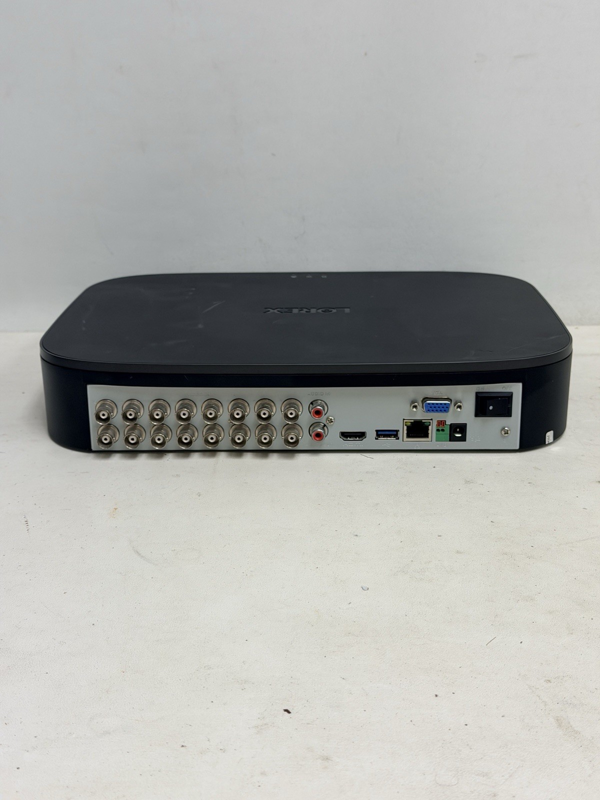 LOREX 1080p 16ch Analog HD DVR with 1 TB HDD – D441A6B-Z. FOR PARTS, READ