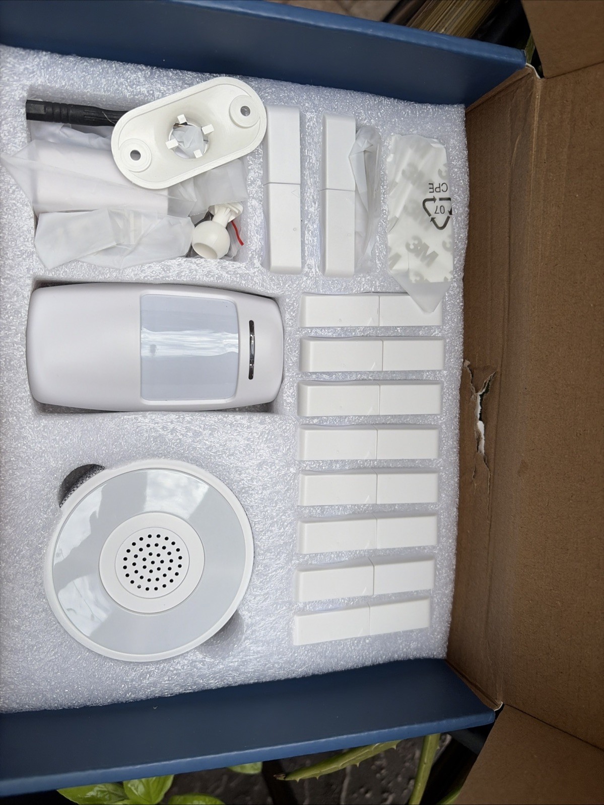 NEW! Tolviviov DP-W2 Wireless Alarm System 15-Piece Set Home Security Kit NIB