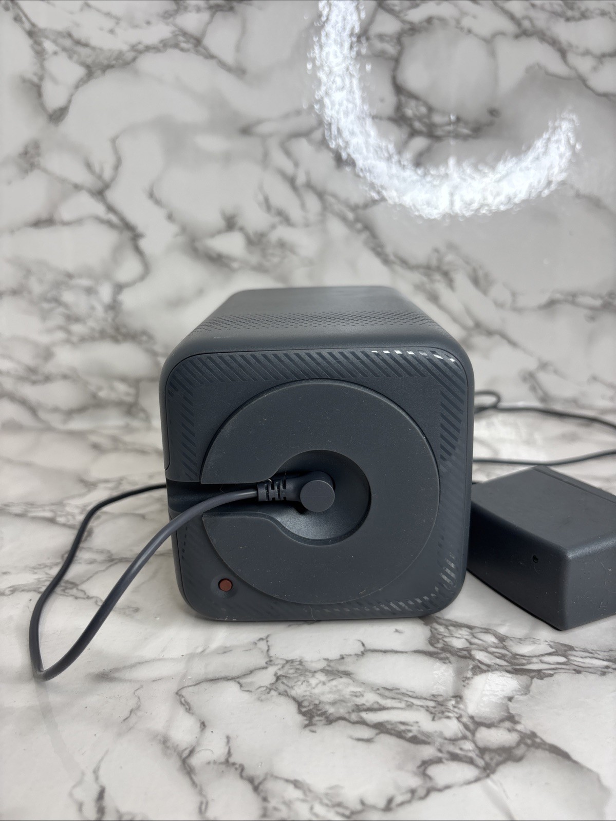 Blue by ADT Smart Home Hub Graphite S40LR0-01