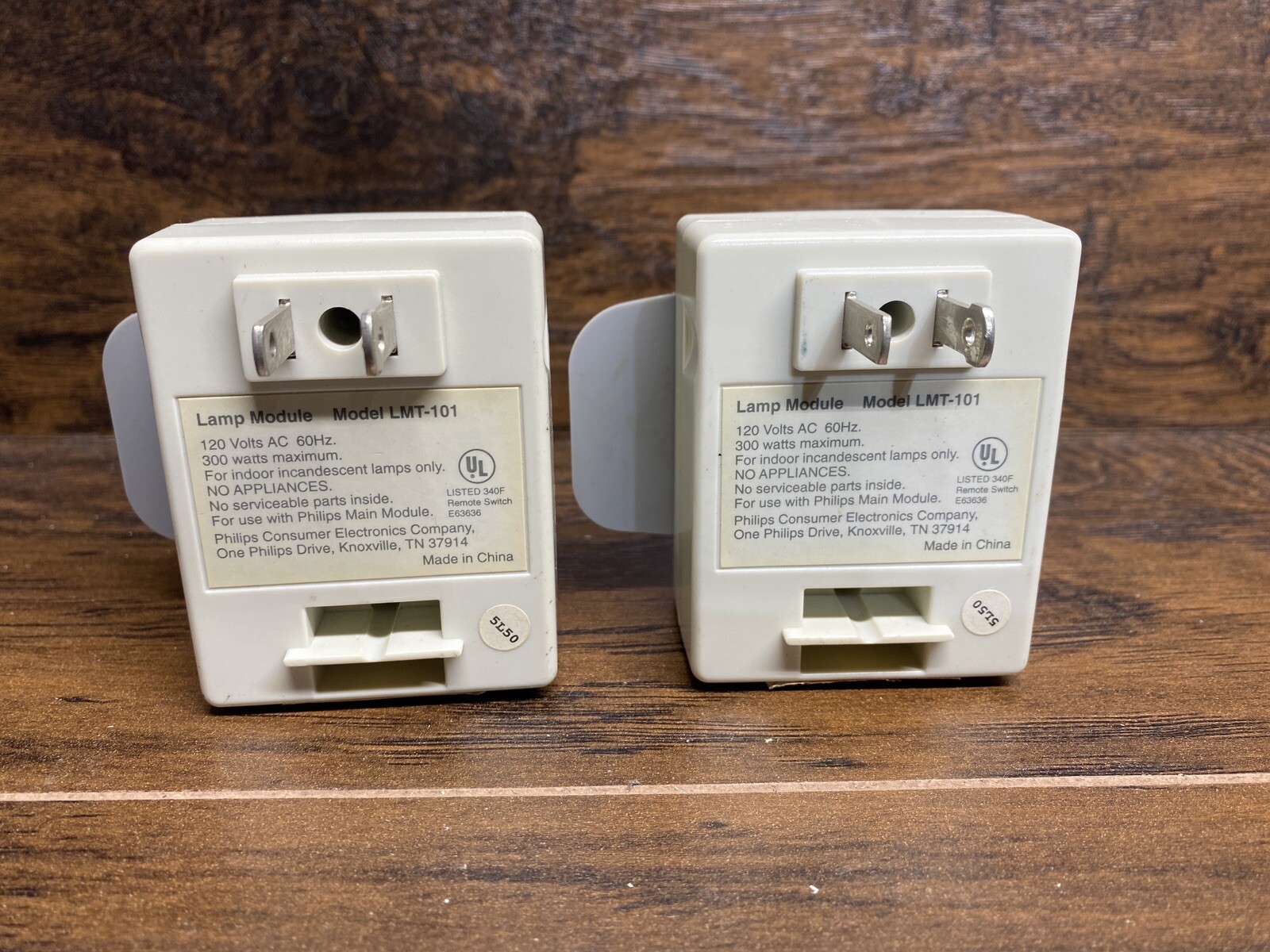 Set Lot Magnavox Lamp 120 Volts LMT 101 Plug In Timer Light Clock On Off Switch