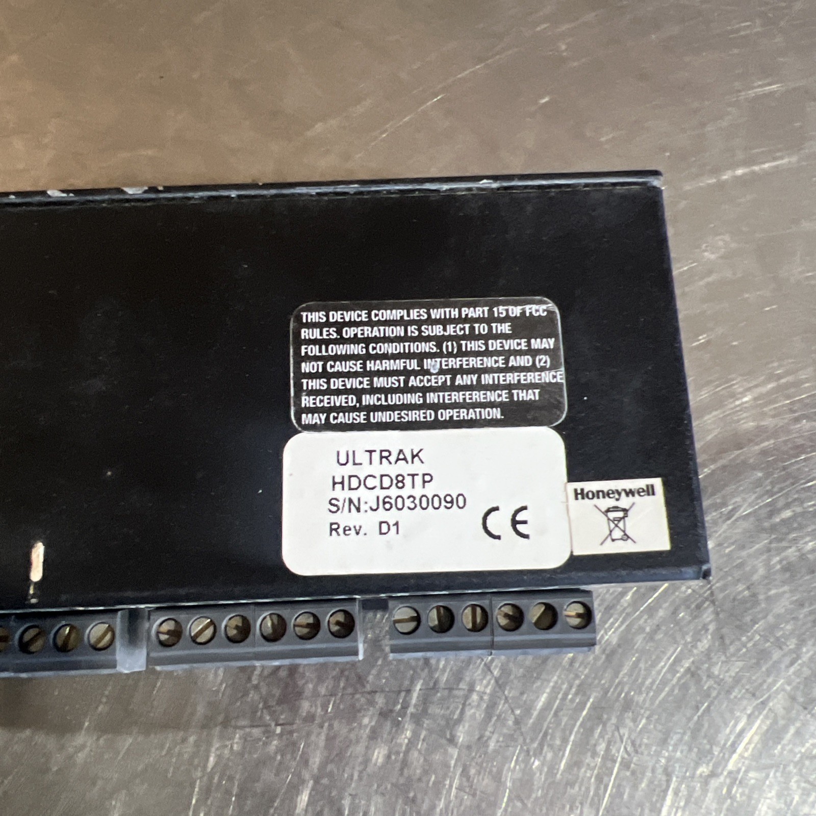 HONEYWELL HDCD8TP 8 PORT CODE BI-DIRECTIONAL DISTRIBUTION UNIT Used Surplus