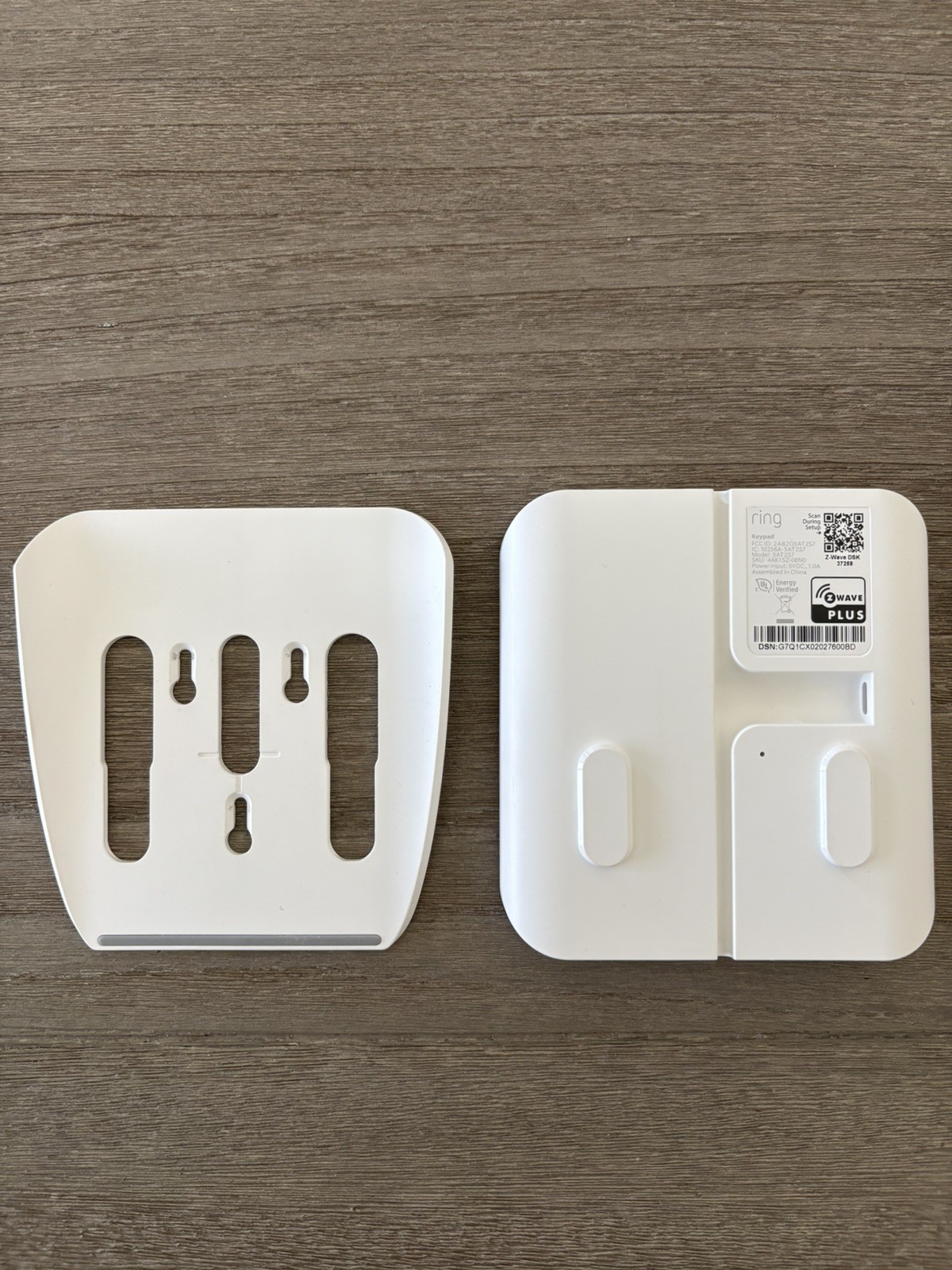 Ring Alarm Keypad 5AT2S7 (2nd Gen) with USB Cable