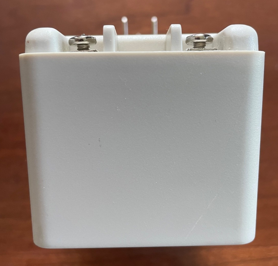 Universal Power Transformer AD57-0106; IN: 120VAC 60Hz 48W, OUT: 16.5VAC 40VA