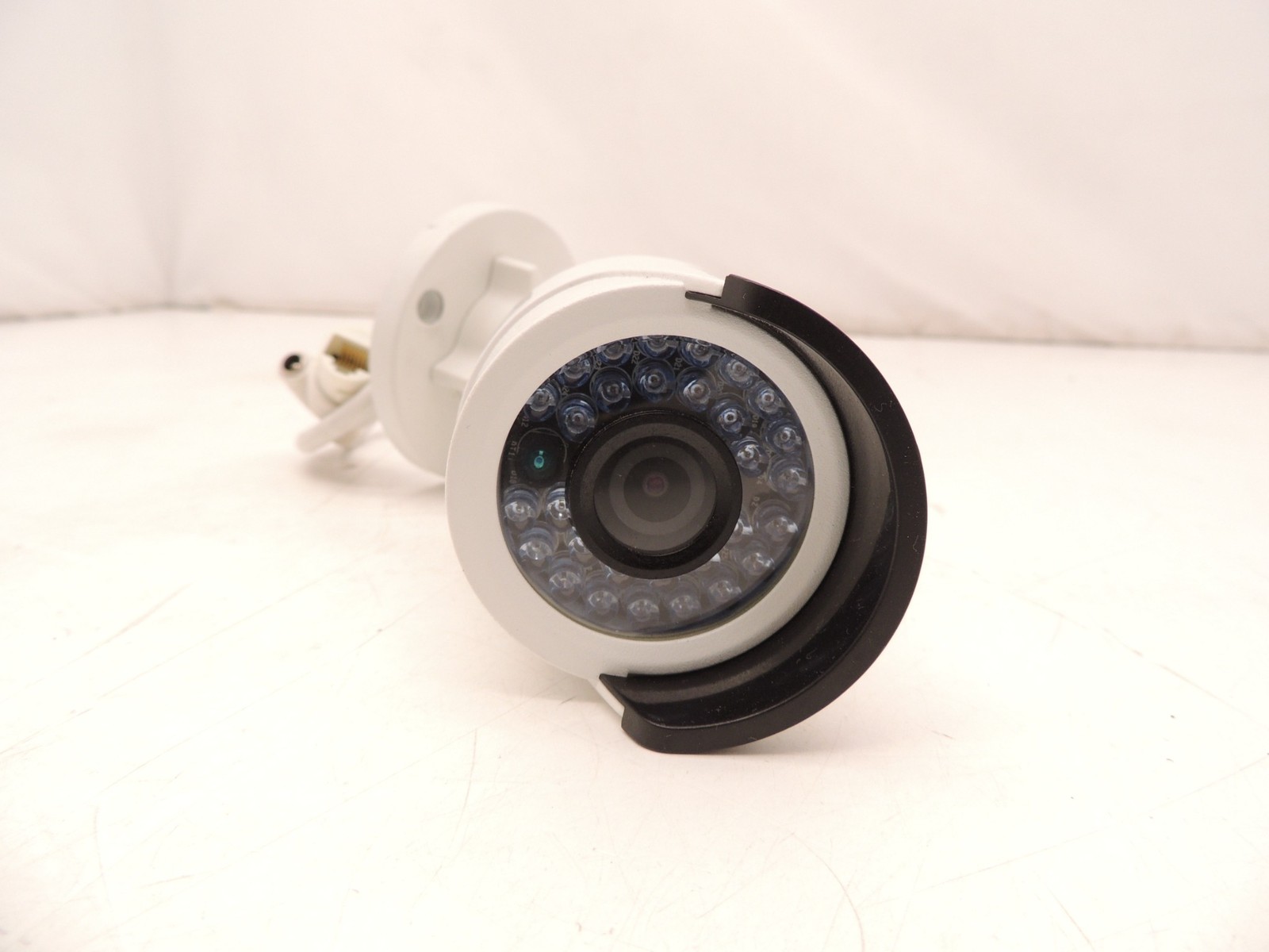 2048 x 1536 POE / 12VDC 3MP Network IP Bullet Surveillance Camera CONHD-C3MPB