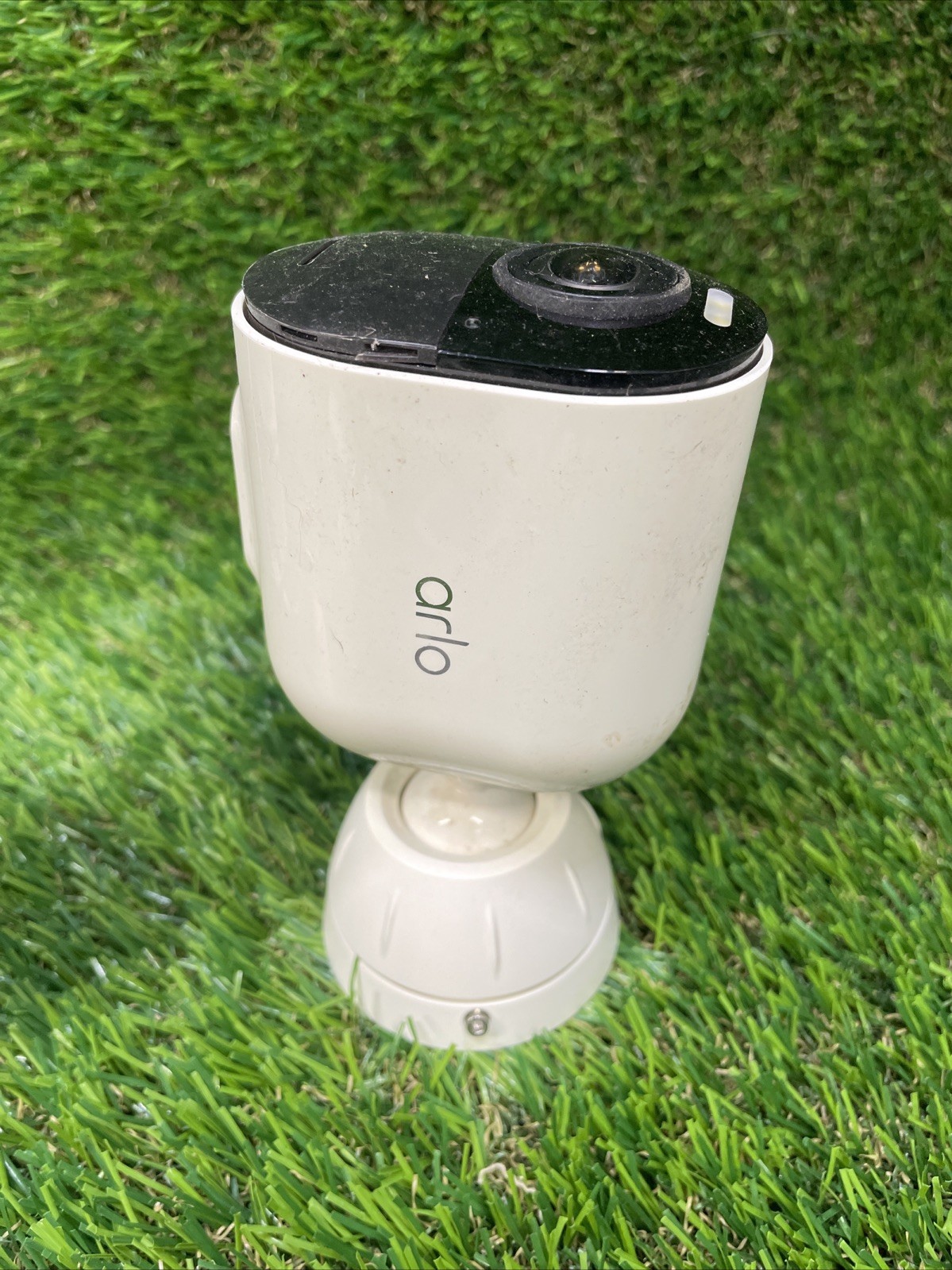 Arlo Pro Wireless Home Security Camera System Bundle Cameras BaseStation Charger