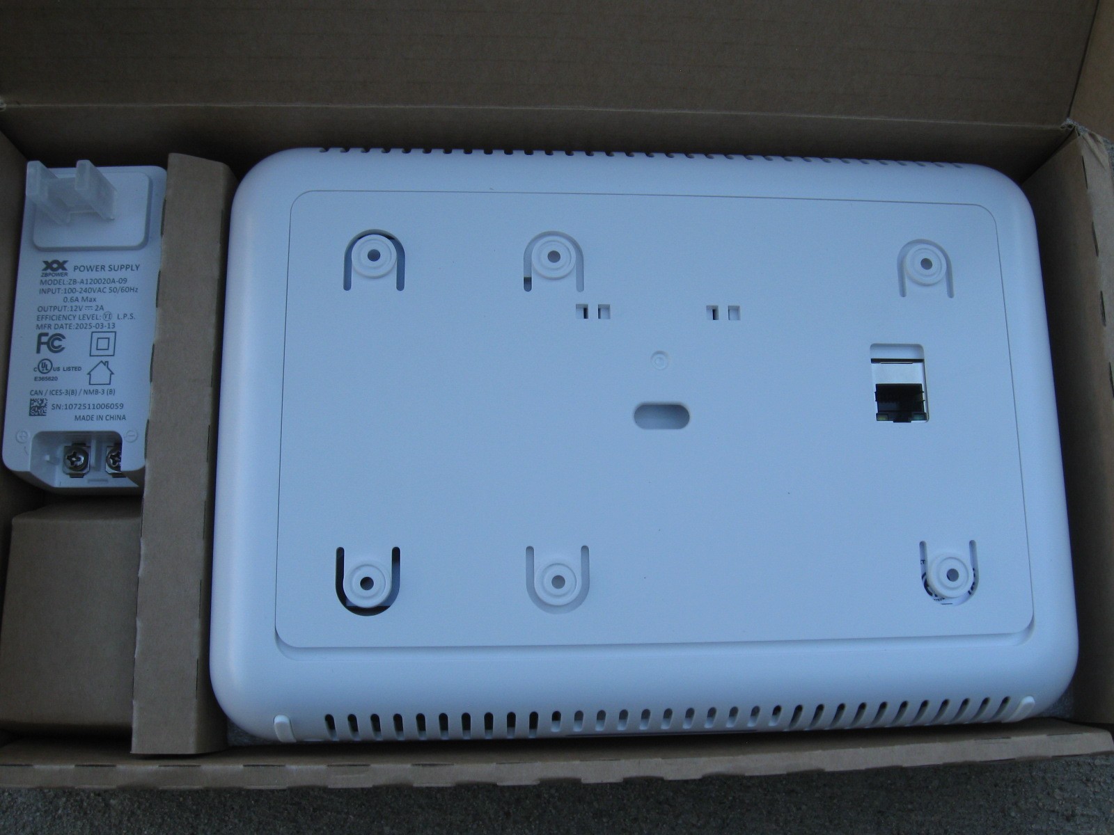 Vivint Smart Hub Touchscreen Control Panel VS-SH2000-C00 New