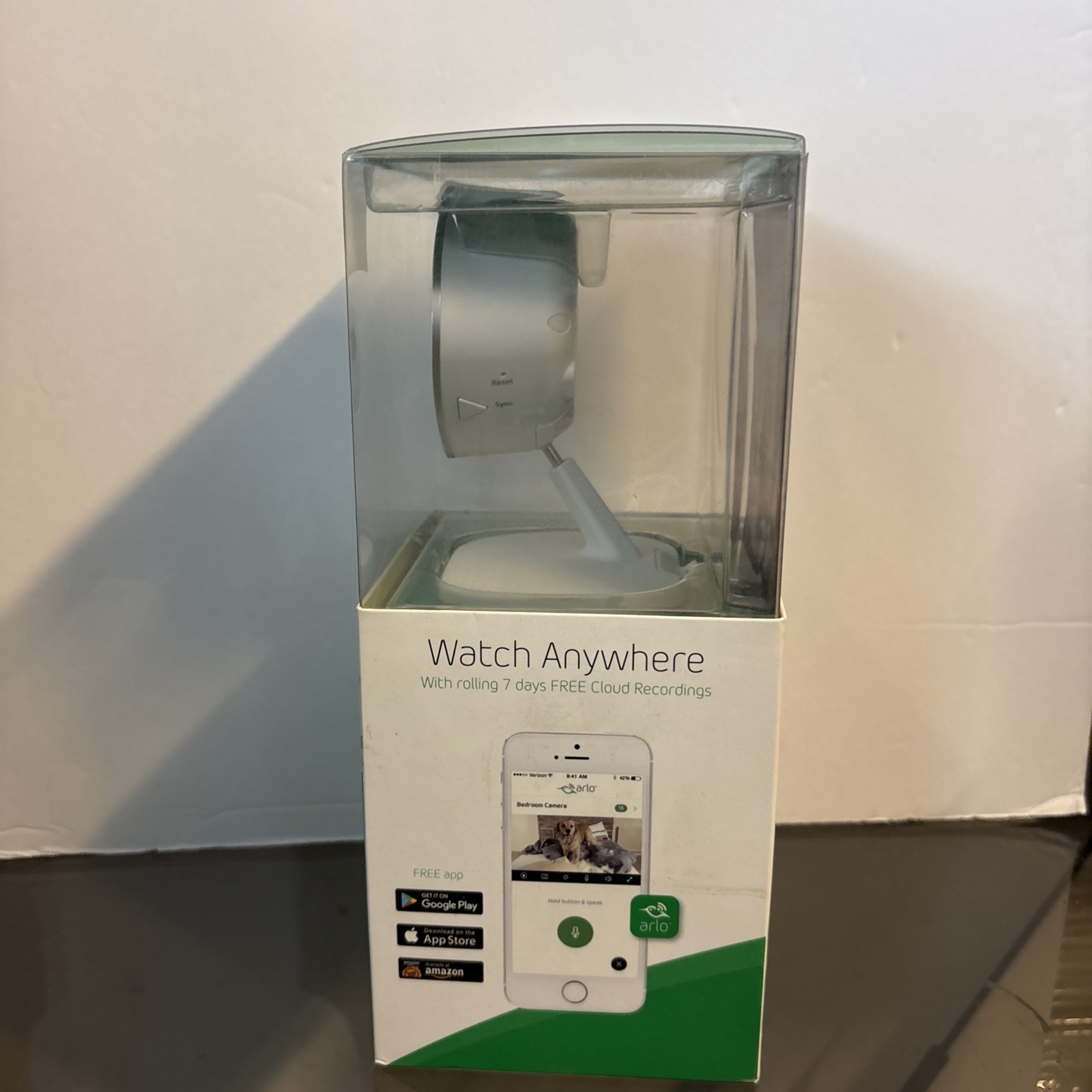 Arlo Q VMC3040-100NAS 1080p HD Wireless Security Camera with Audio NEW