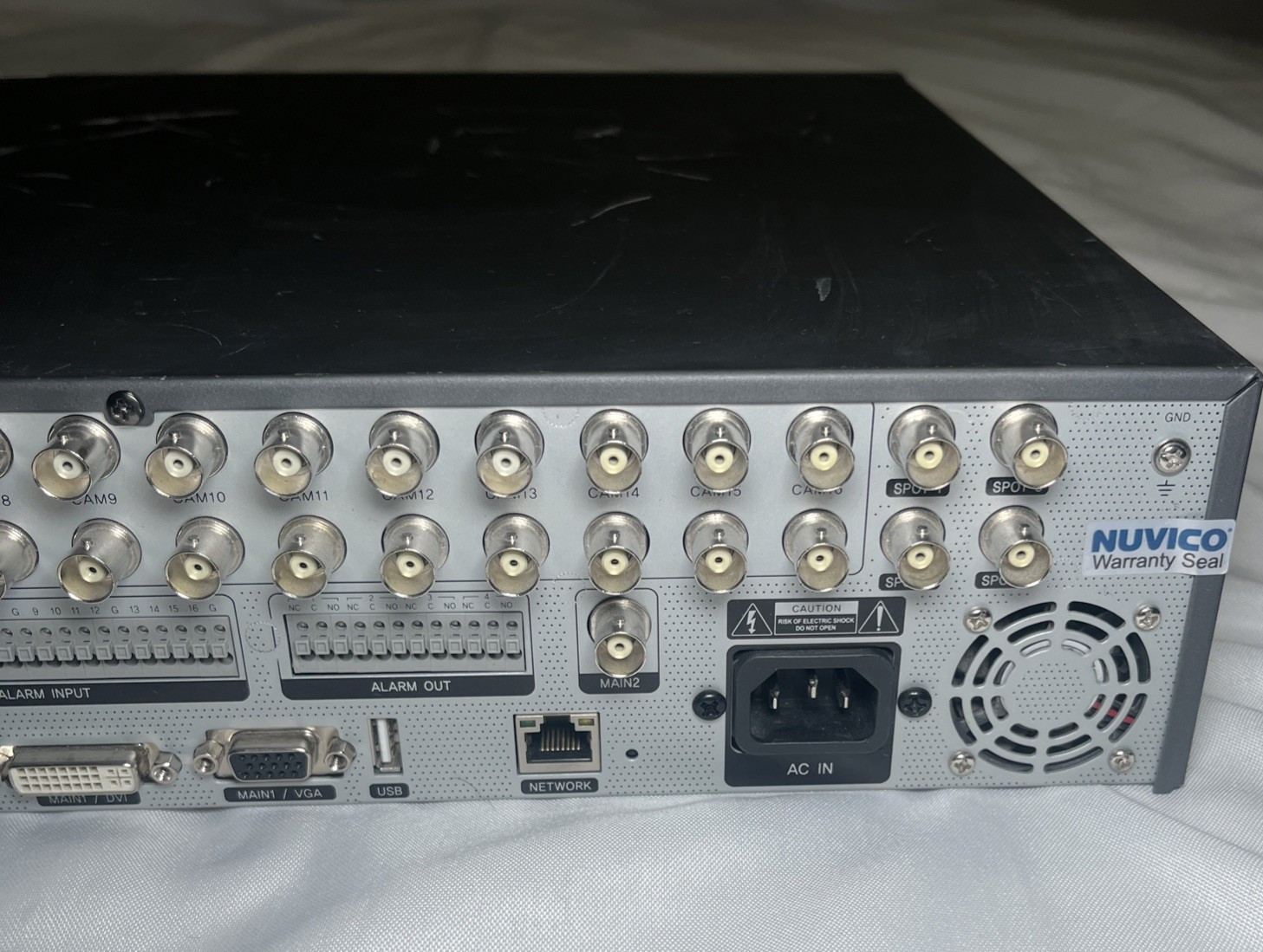 Nuvico DVR Surveillance Security System ED-P1600 16-Channel w/ Cord Powers On