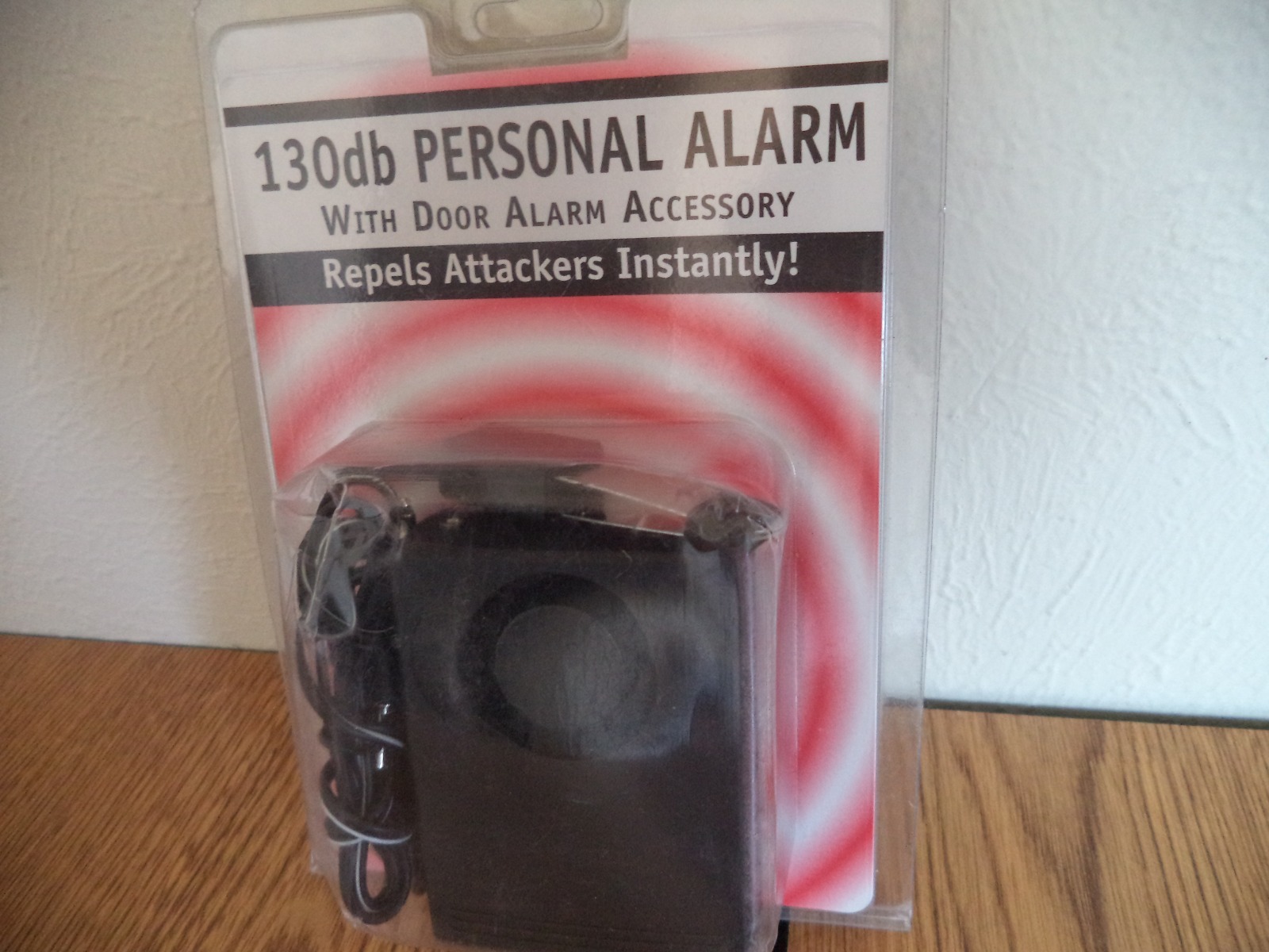 Personal Alarm – 3 in 1 130db Personal Alarm With Light and Door Accessory