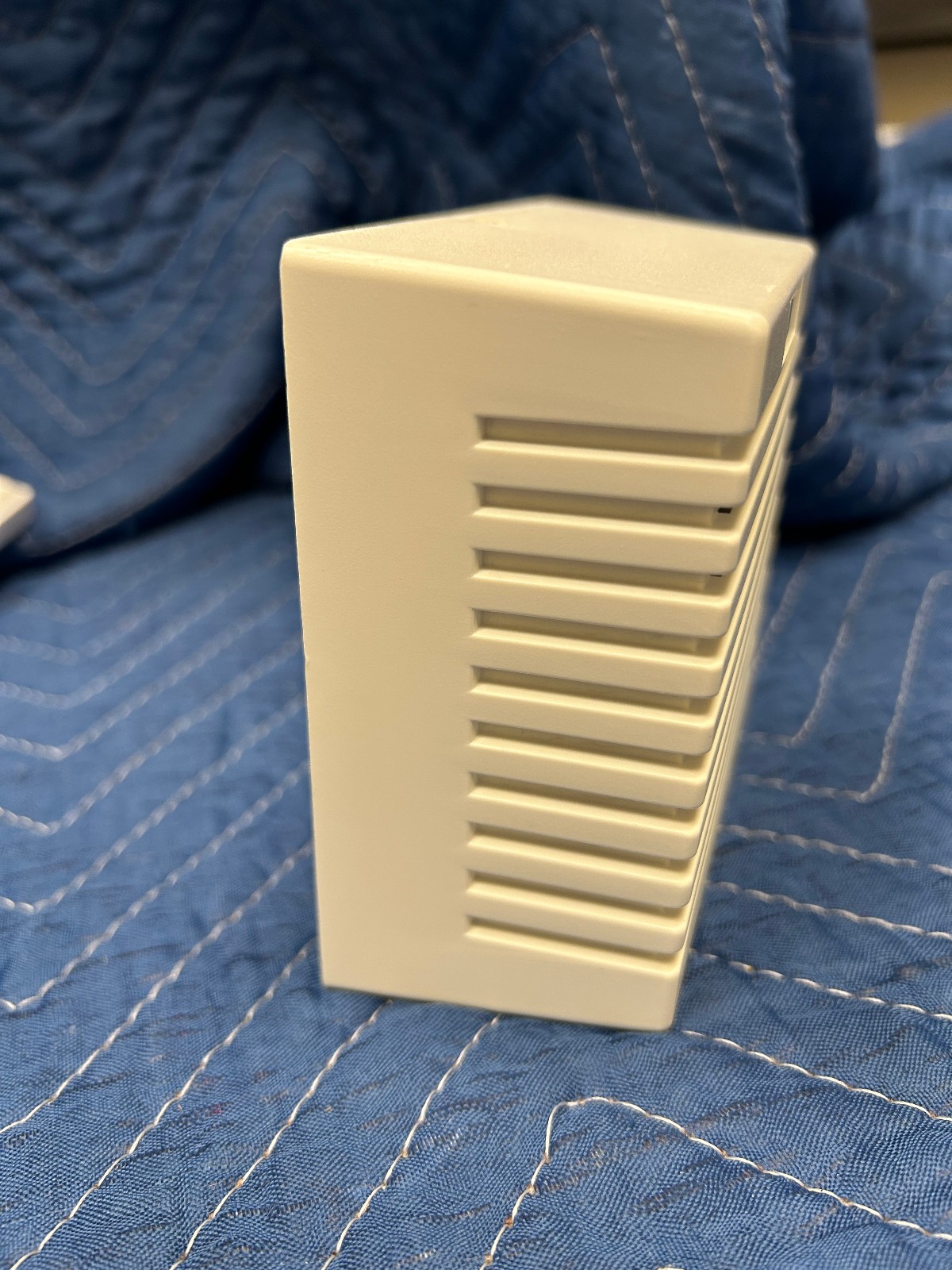 GE Interlogix 13-469 Surface-Mount Indoor Siren, White