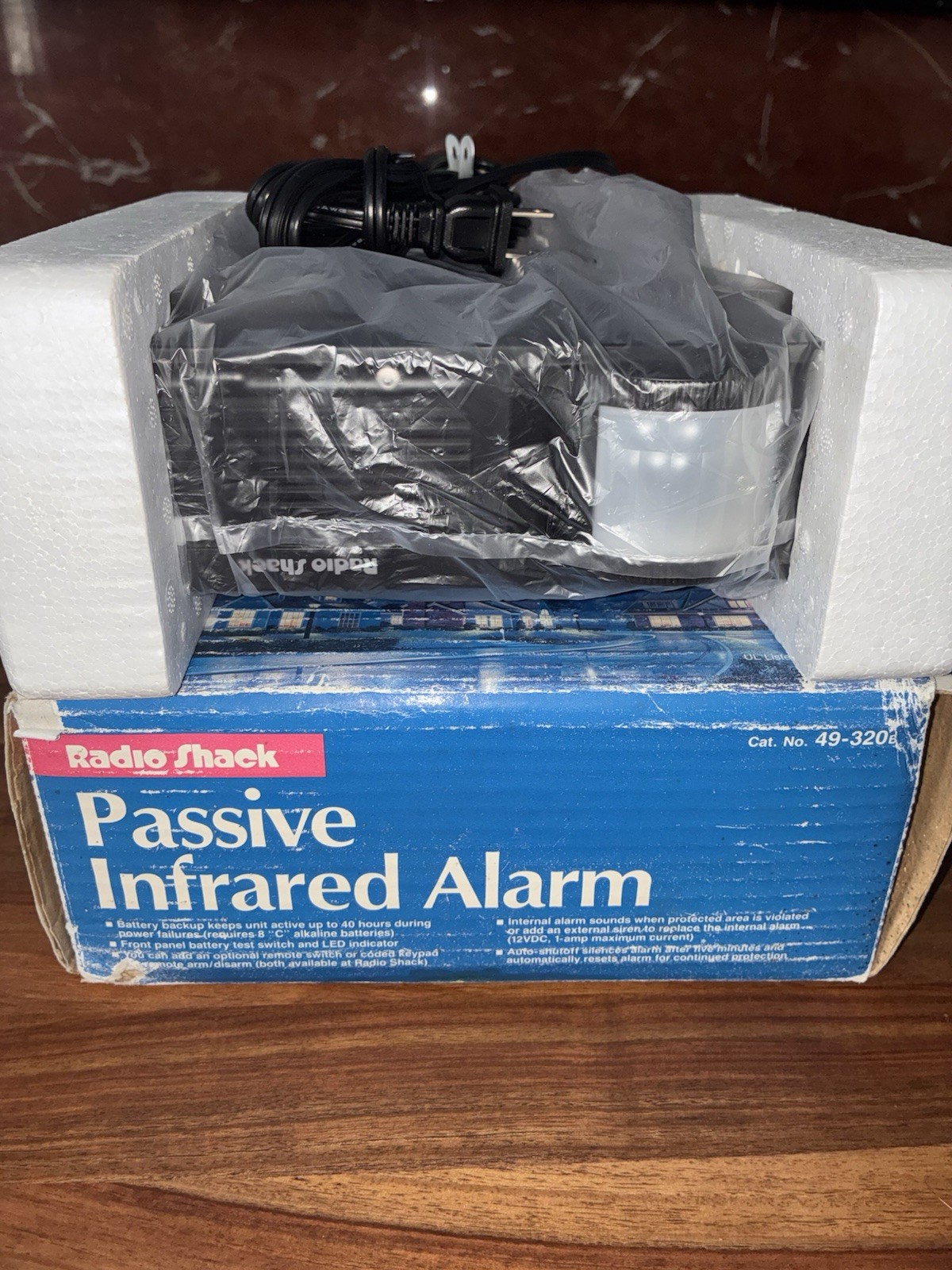Safe Home Radio Shack Passive Infrared Home Burglar Alarm 49-308B (Unused)