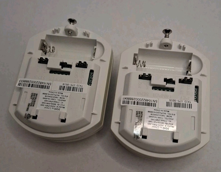 2GIG Alarm System 2GIG-GCX, Door/Window Sensors, Smoke Alarm, Motion Detector