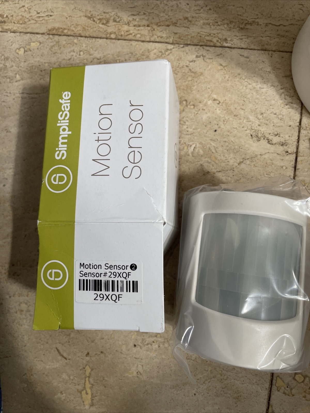 Open Box SimpliSafe Model #BS2000 Base Station, Motion Sensor, Used Remote