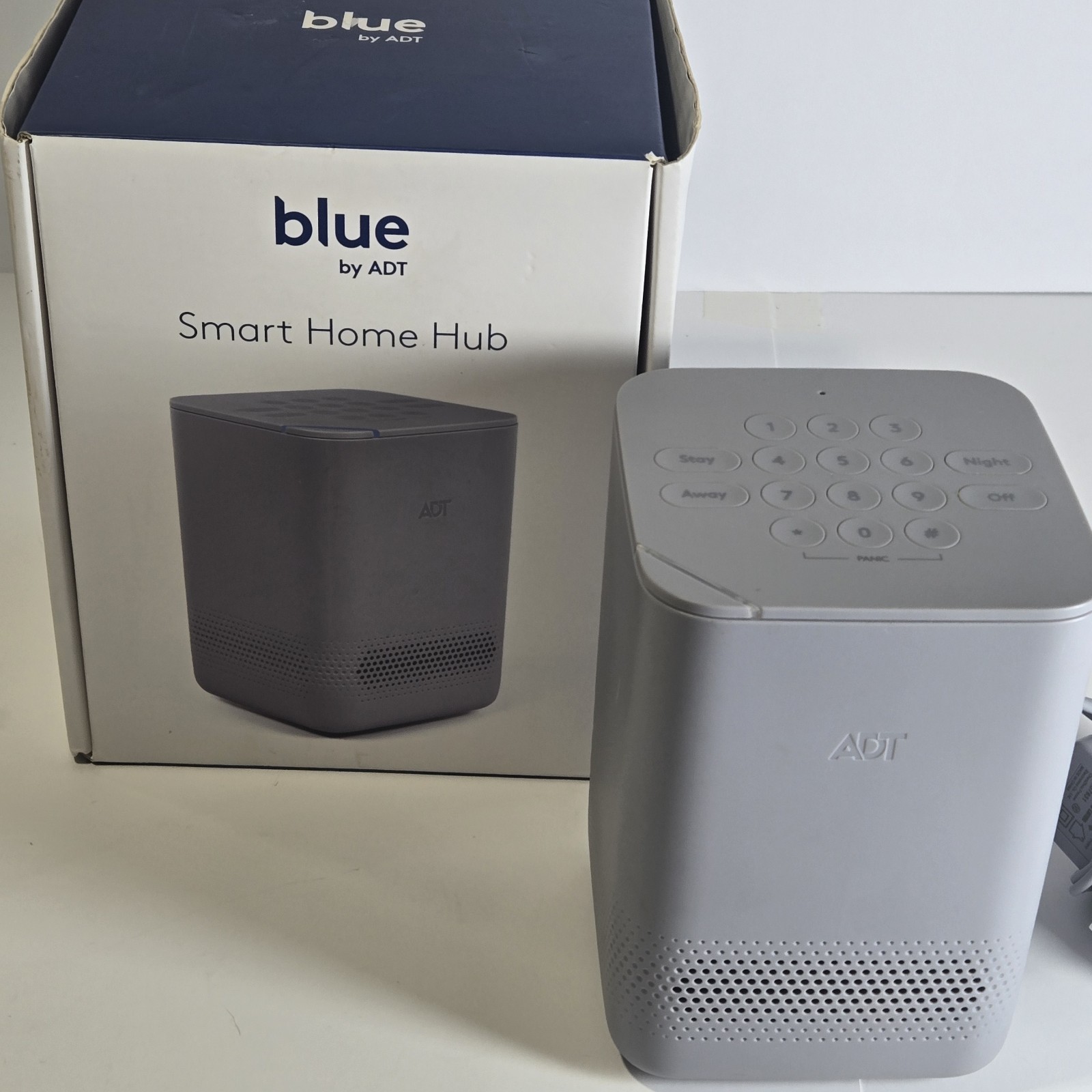 Blue by ADT Smart Home Hub Model S40LR1-01 White. No Instructions Used.