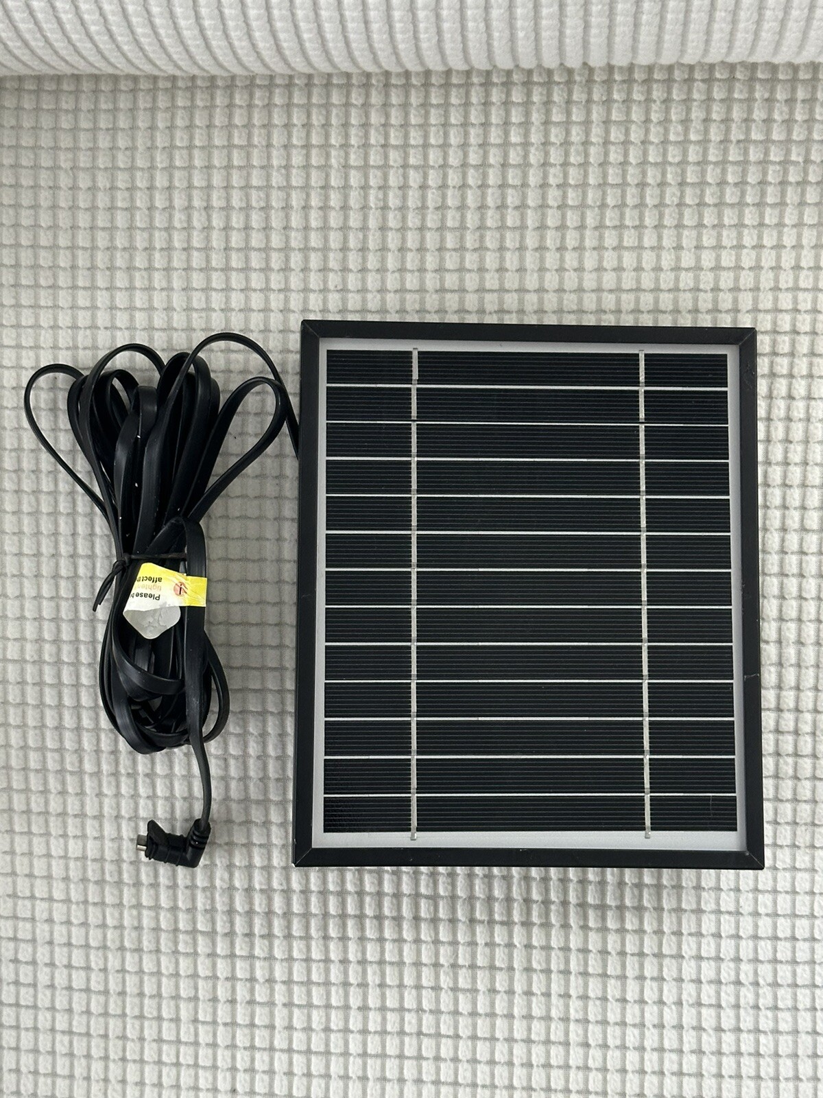 Arlo Surveillance Complete Kit(Base, Cameras, Batteries, Solar Panels, Chargers)