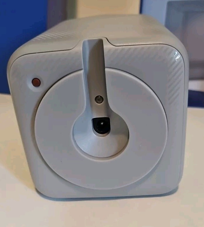 Blue by ADT Smart Home Hub Model #S40LR0-01 Pearl Grey SN:2102H40001474 No Cord