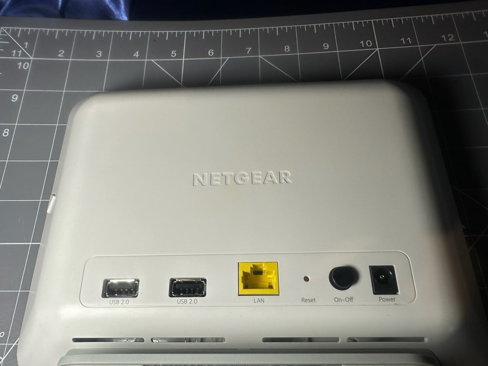 NETGEAR VMB3000 Arlo Camera Base station & (1) Camera W/power Cord