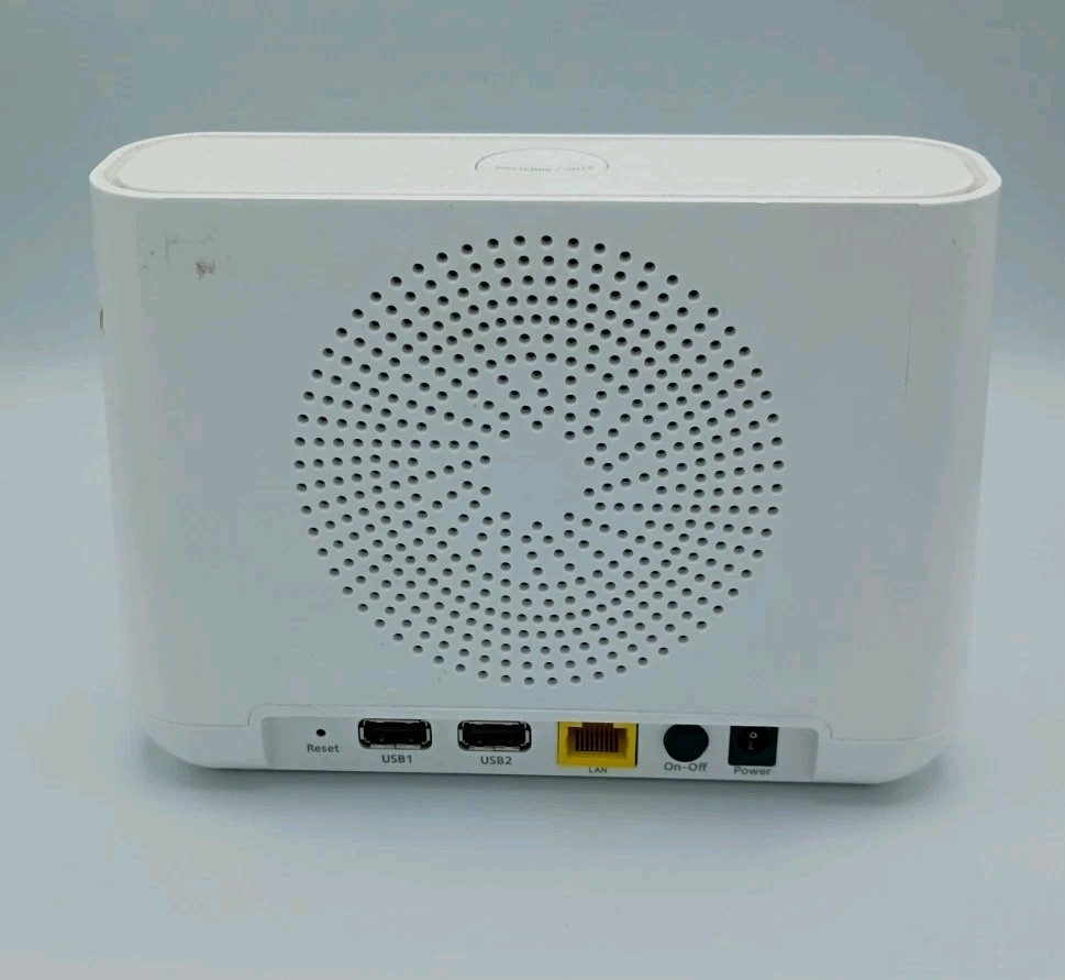NetGear Arlo Pro VMB4000 Wireless Security Base Station w/ AC Adapter