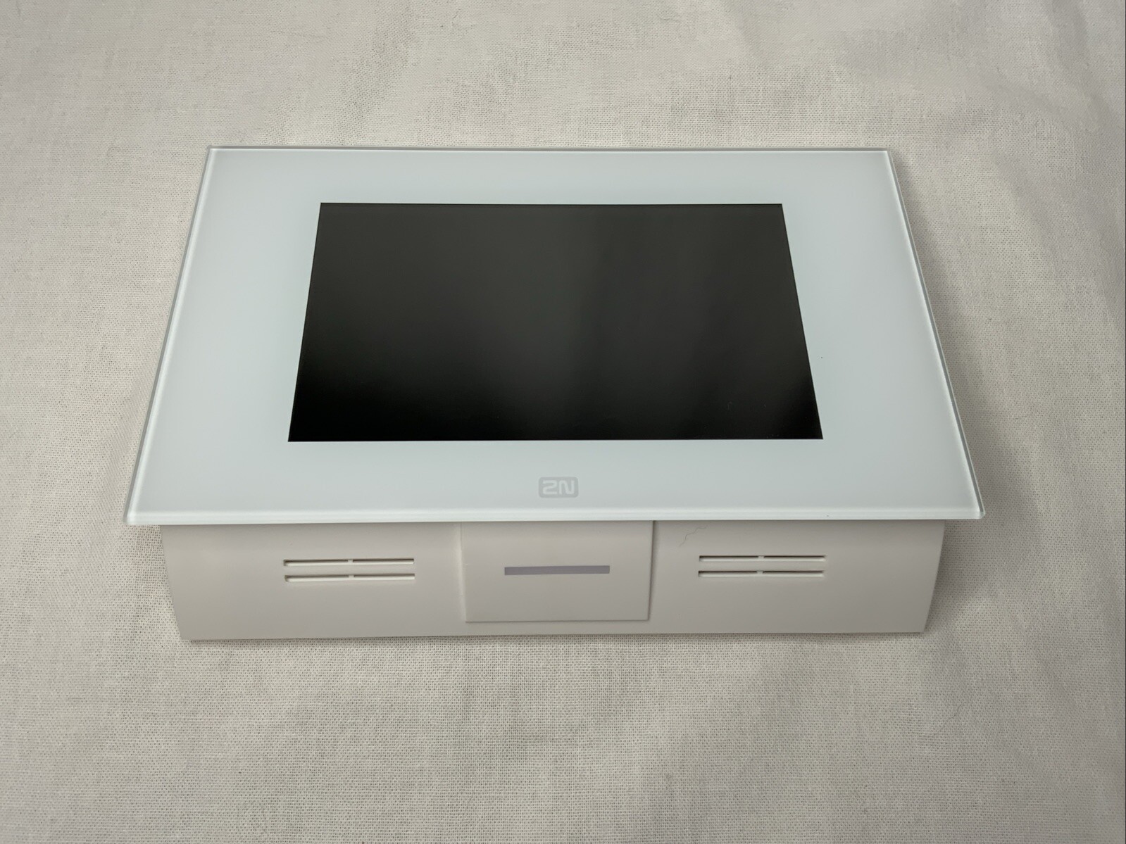 2N Indoor Touch 2.0 (White) Model# 91378375WH