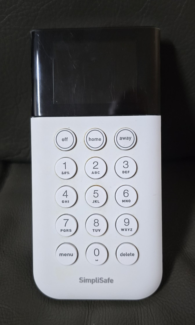 SimpliSafe Home Security System Keypad Remote White Model SSKP3 Tested Works |F2