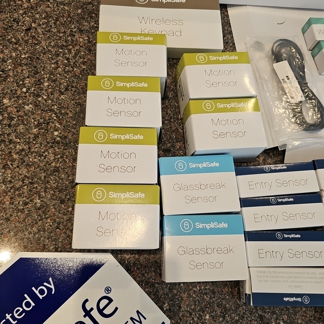 SimpliSafe Home Security System Full 25 Piece Kit NEW SS-1500 Great Bundle